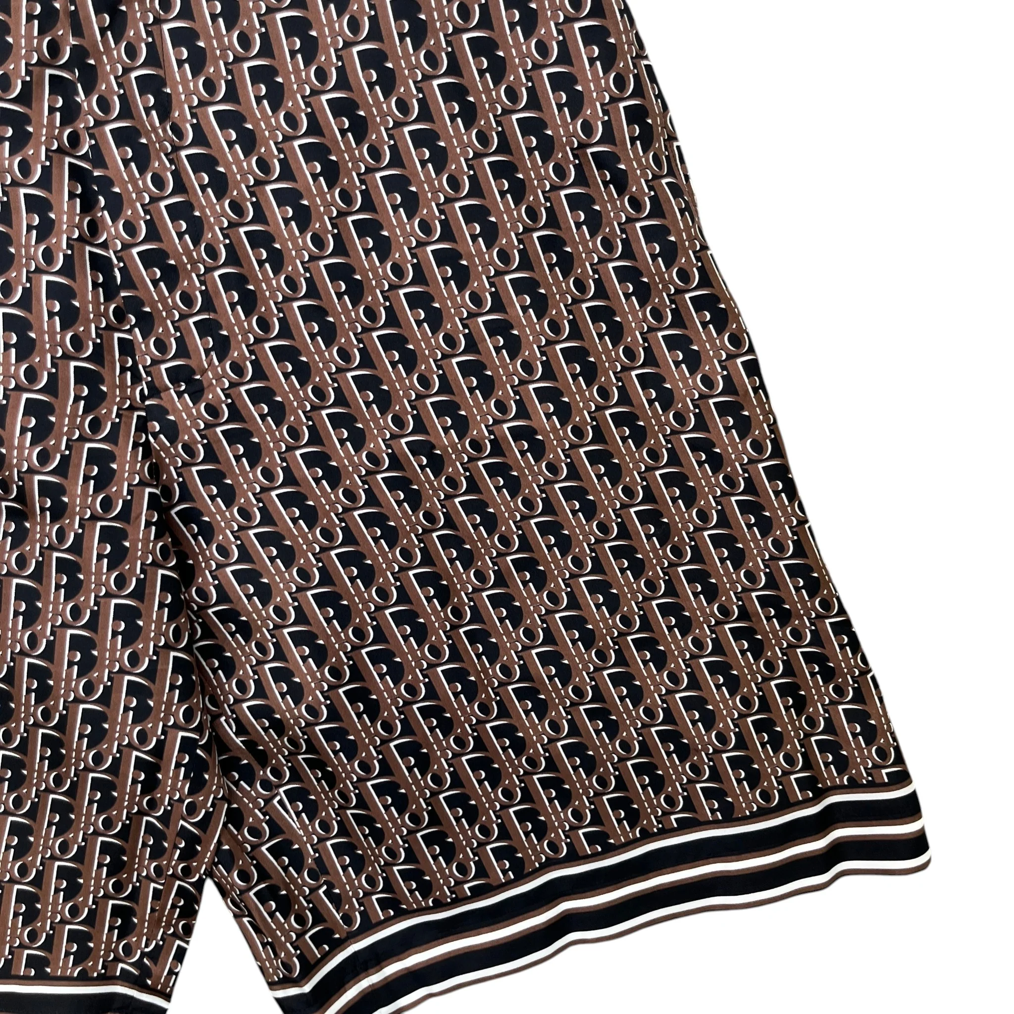 Men's Oblique Pixel Bermuda Shorts Black Size IT 48 / UK 32 - Image 5