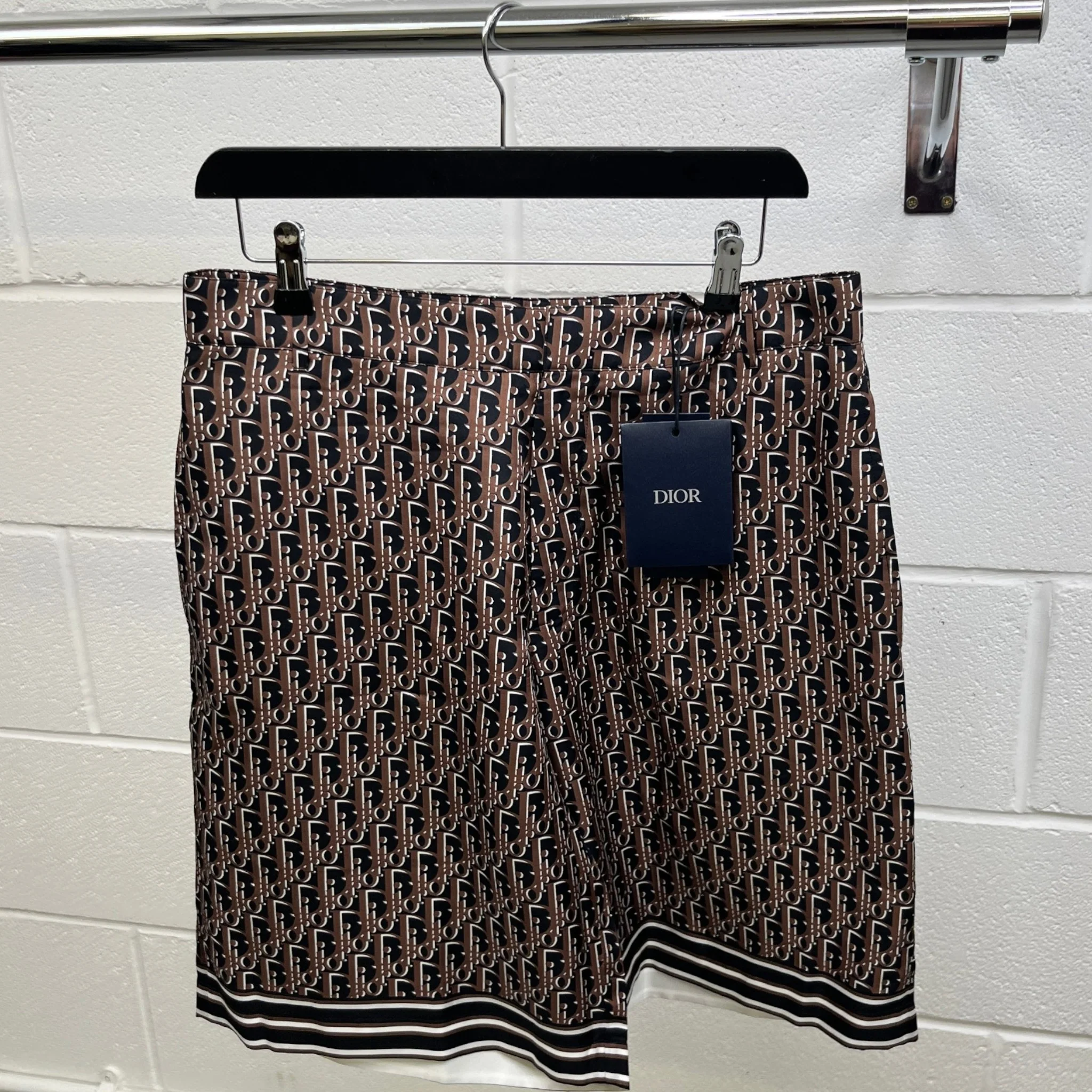 Men's Oblique Pixel Bermuda Shorts Black Size IT 48 / UK 32 - Image 8