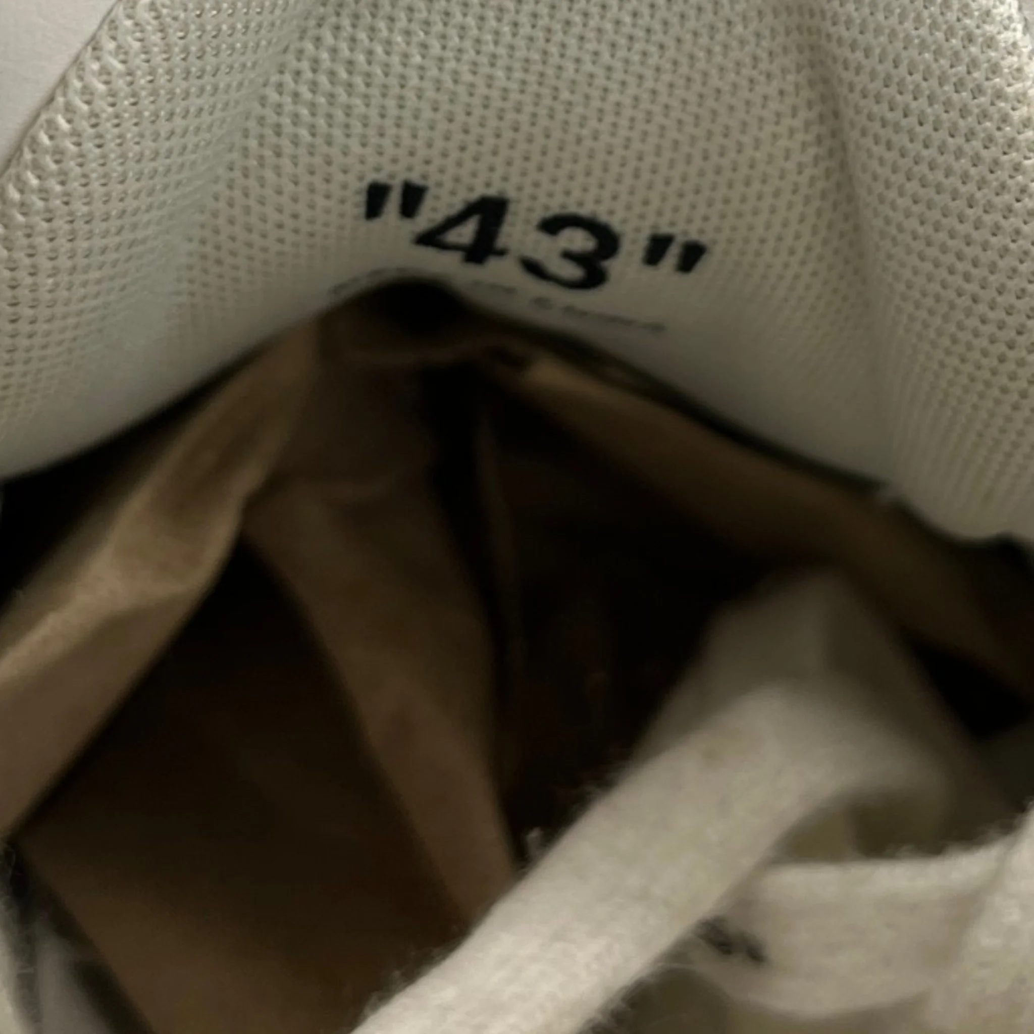Men's Out Of Office Low Trainers White Size EU 43 / UK 9 - Image 12
