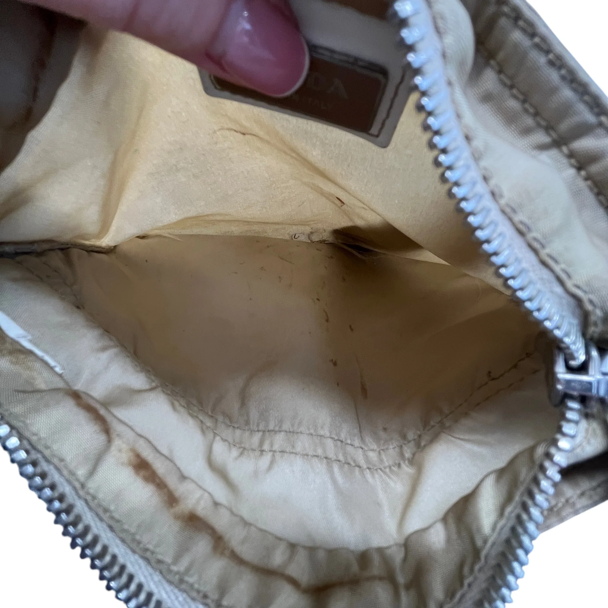 Men's Plaque Logo Messenger Bag Beige - Image 10
