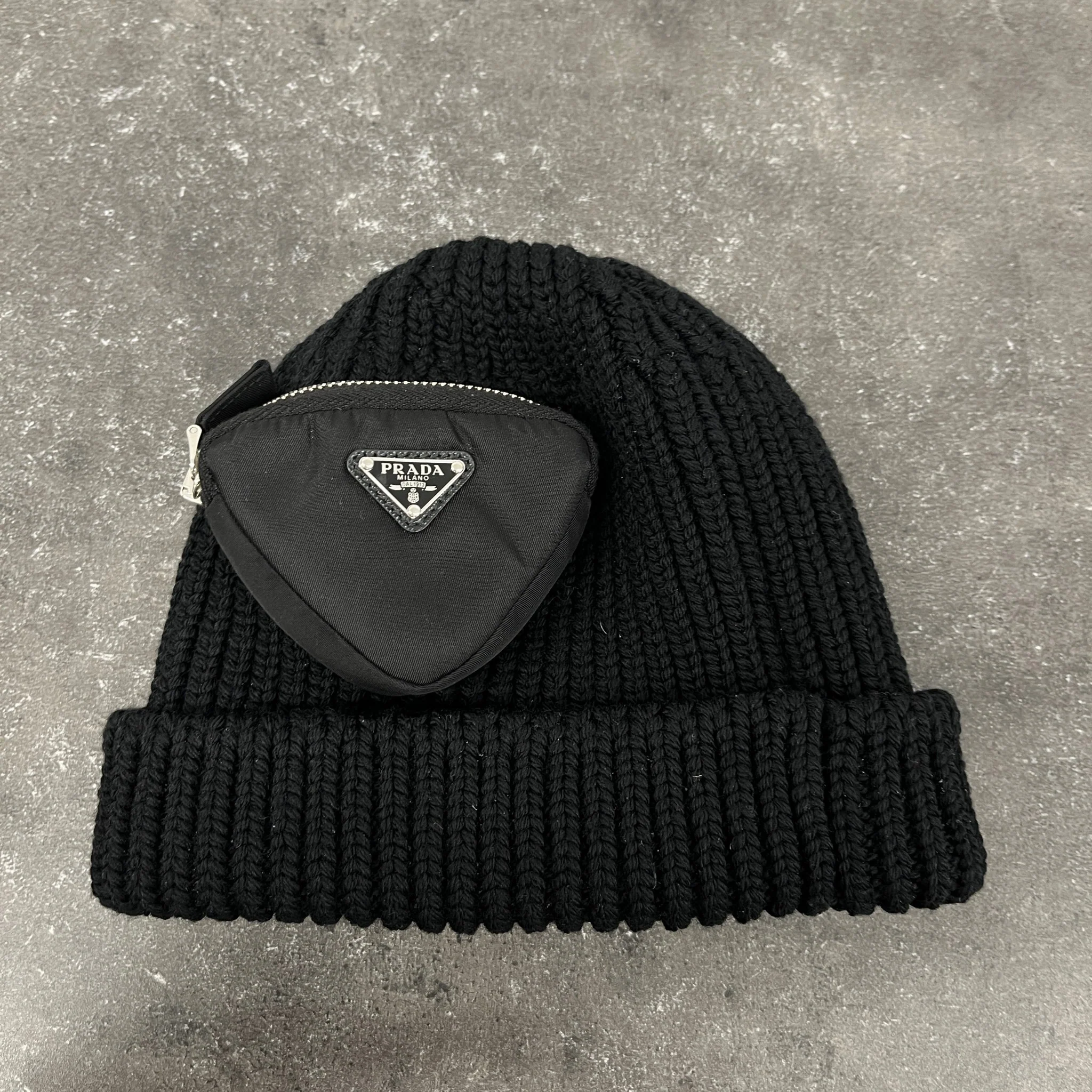 Men's Plaque Logo Pouch Hat Black Size M - Image 6