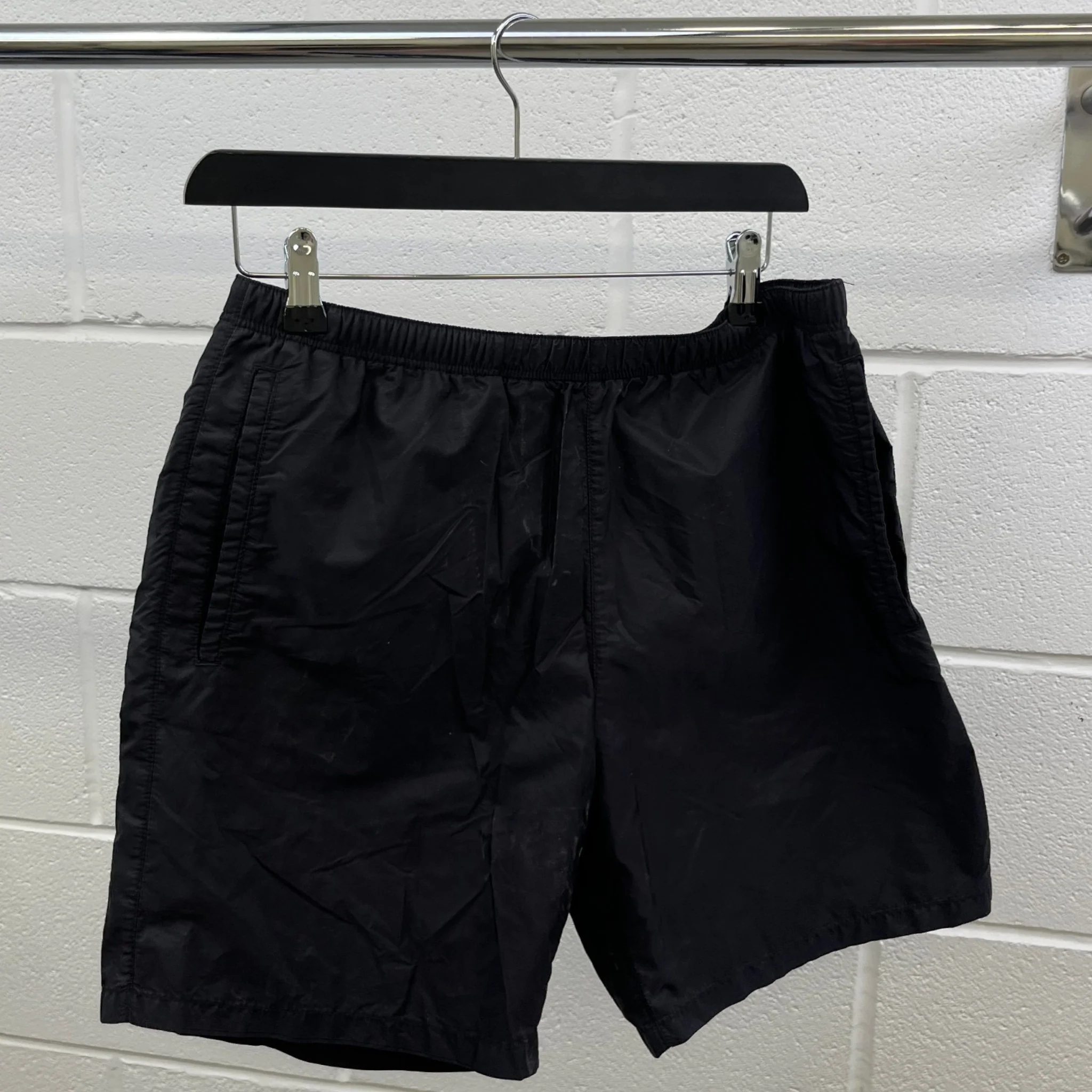 Men's Plaque Pocket Logo Swim Shorts Black Size W32 / IT 48 - Image 9