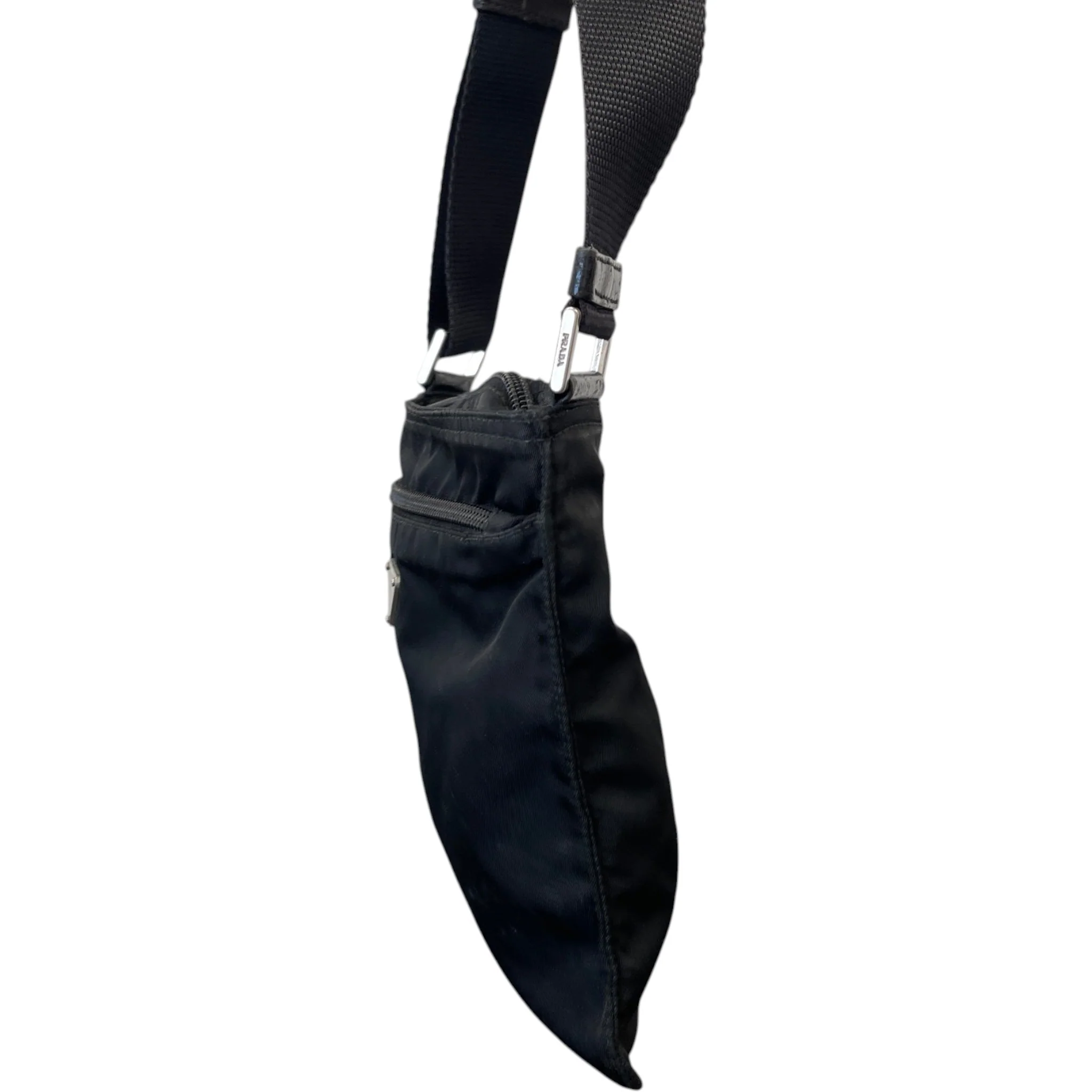 Men's Re-Nylon Plaque Logo Messenger Bag Black - Image 7