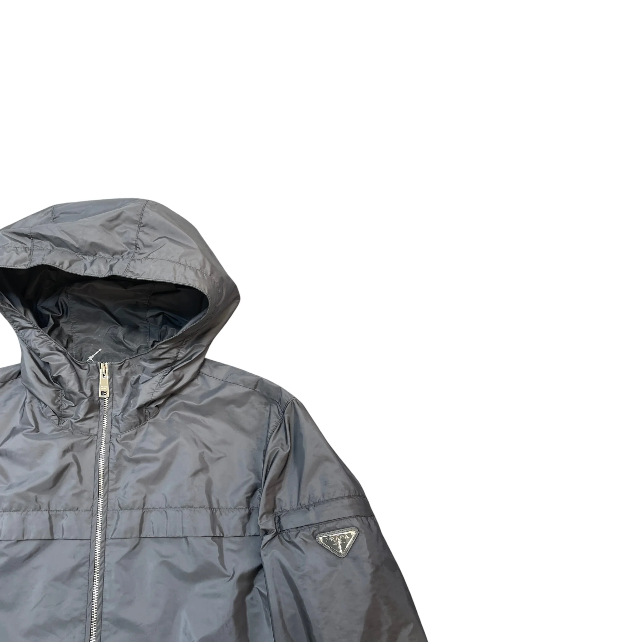 Men's Re-Nylon Plaque Logo Windbreaker Charcoal Size IT 48 / M - Image 3