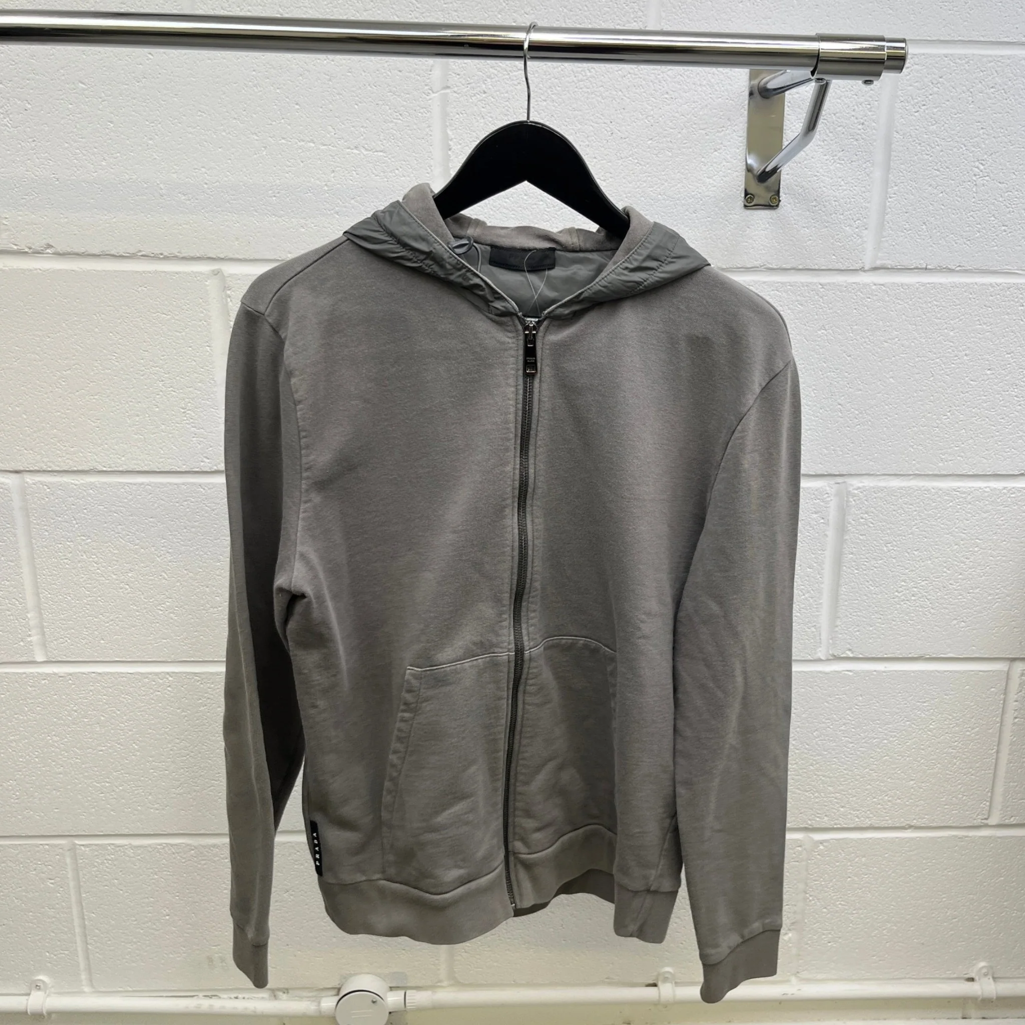 Men's Rubber Logo Hoodie Grey Size M - Image 8