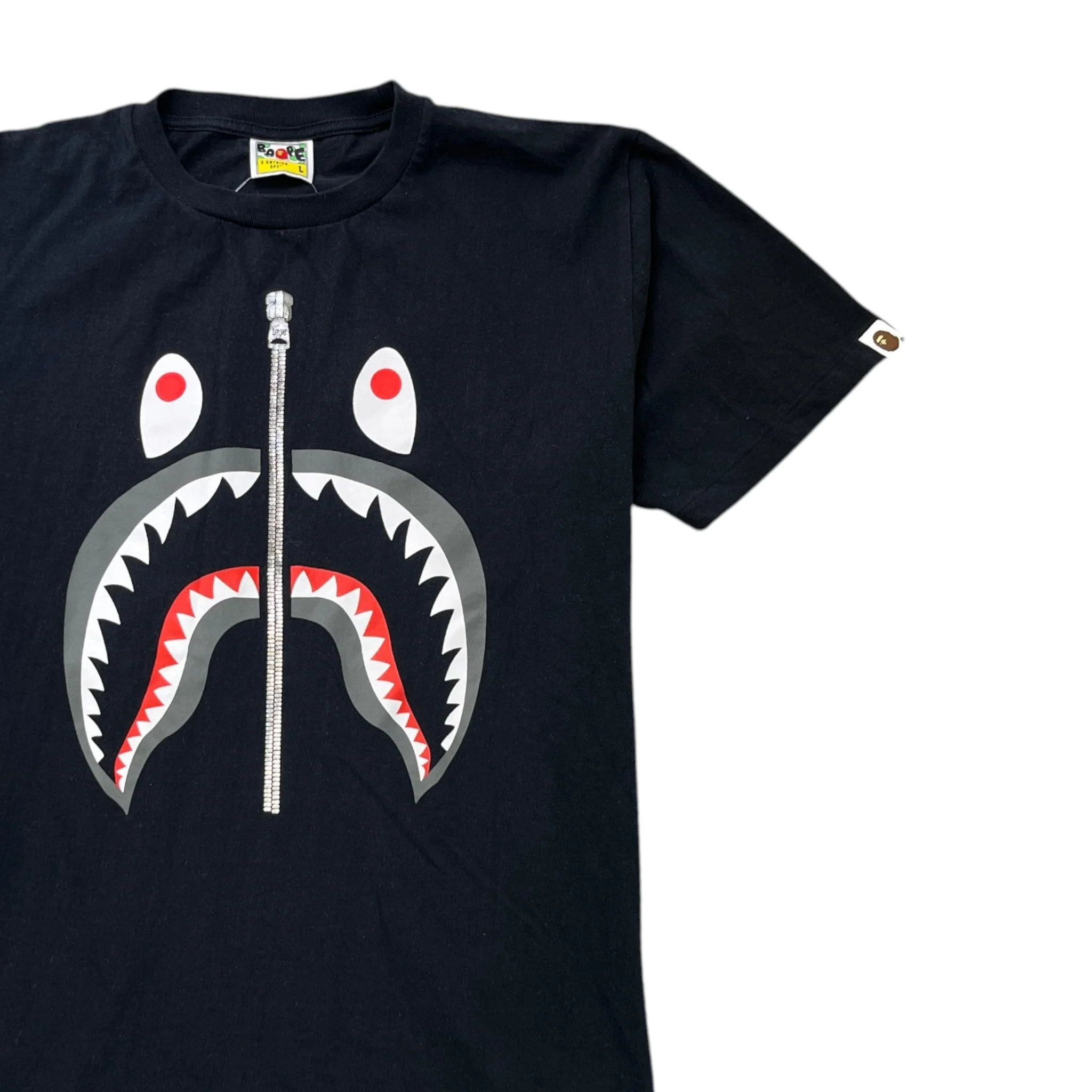 Men's Shark Print T-Shirt Black Size L - Image 3
