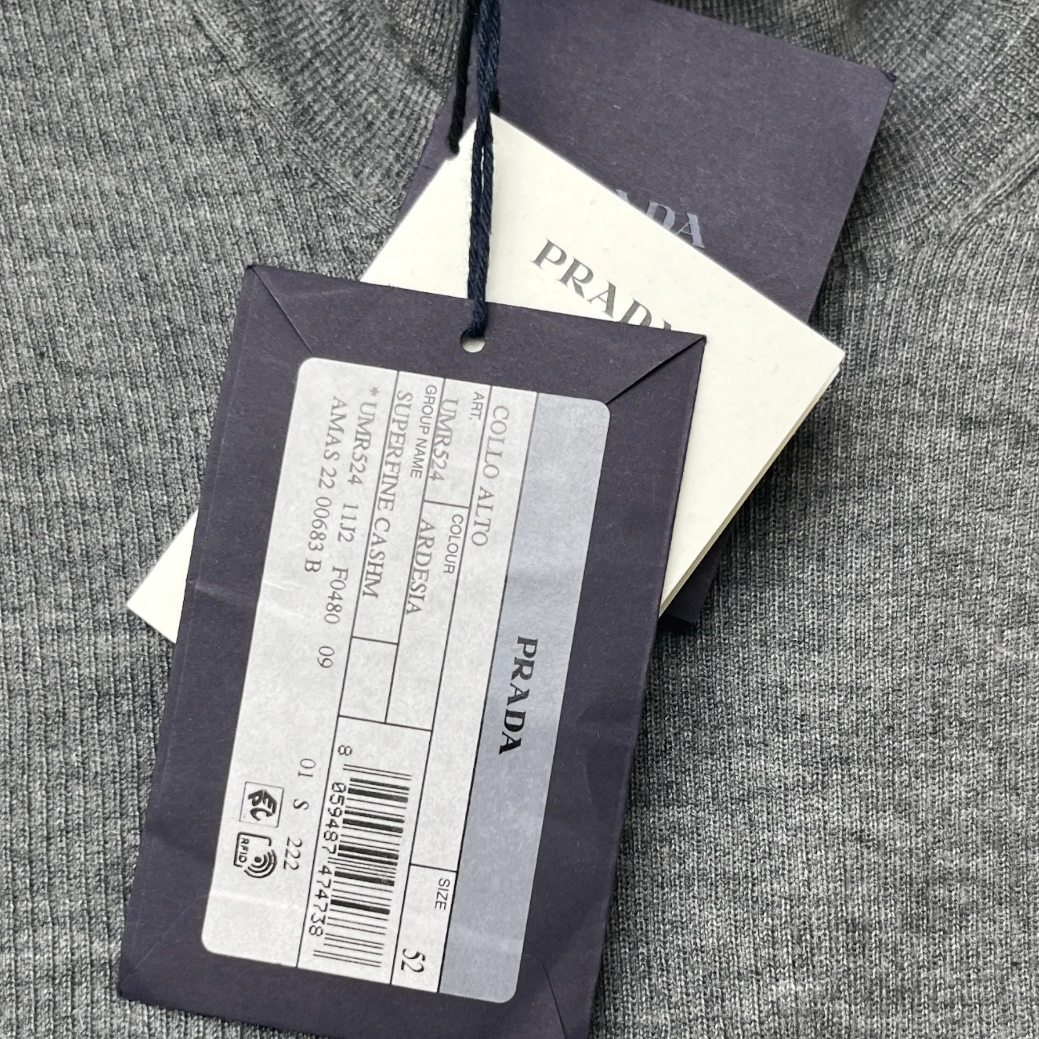Men's Superfine Cashmere Embroidered Logo Turtleneck Jumper Grey Size IT 52 / UK XL - Image 7