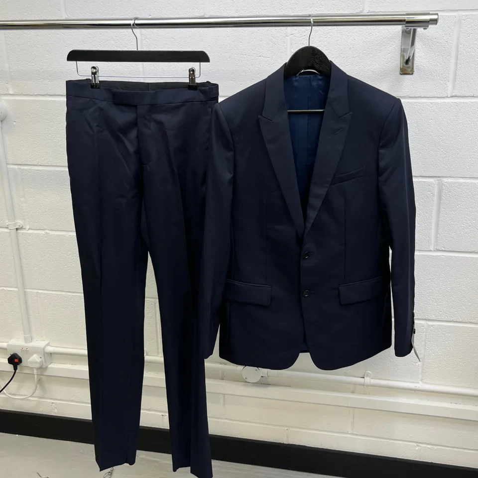 Men's Tailored Suit Navy Size 44R - Image 14