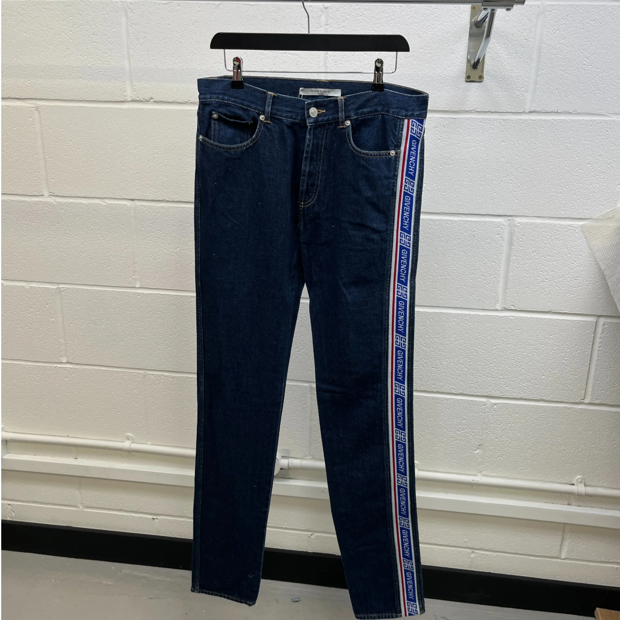 Men's Tape Logo Jeans Blue Size Waist 31" - Image 9