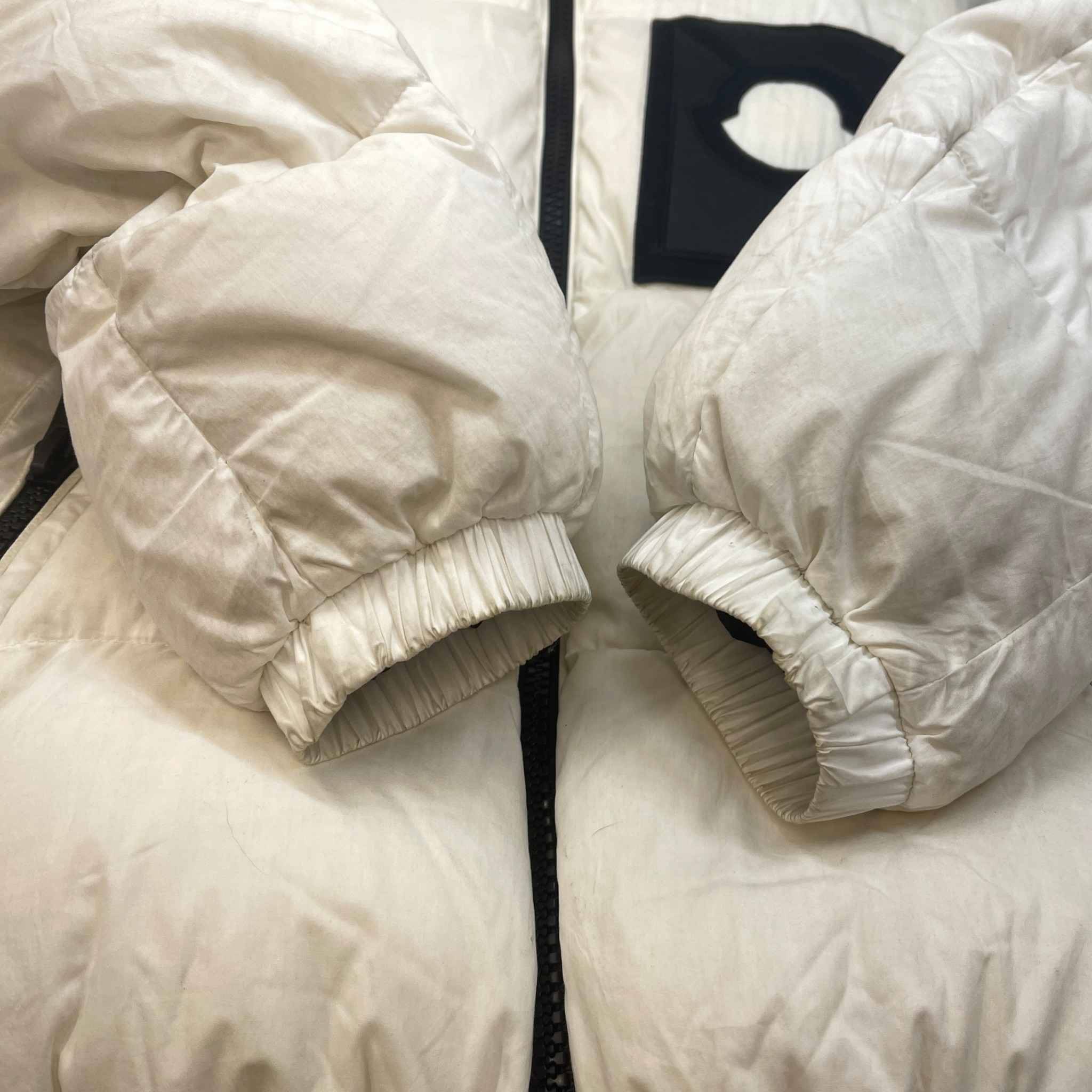 Men's Treshers Down Jacket White Size 3 / L - Image 10