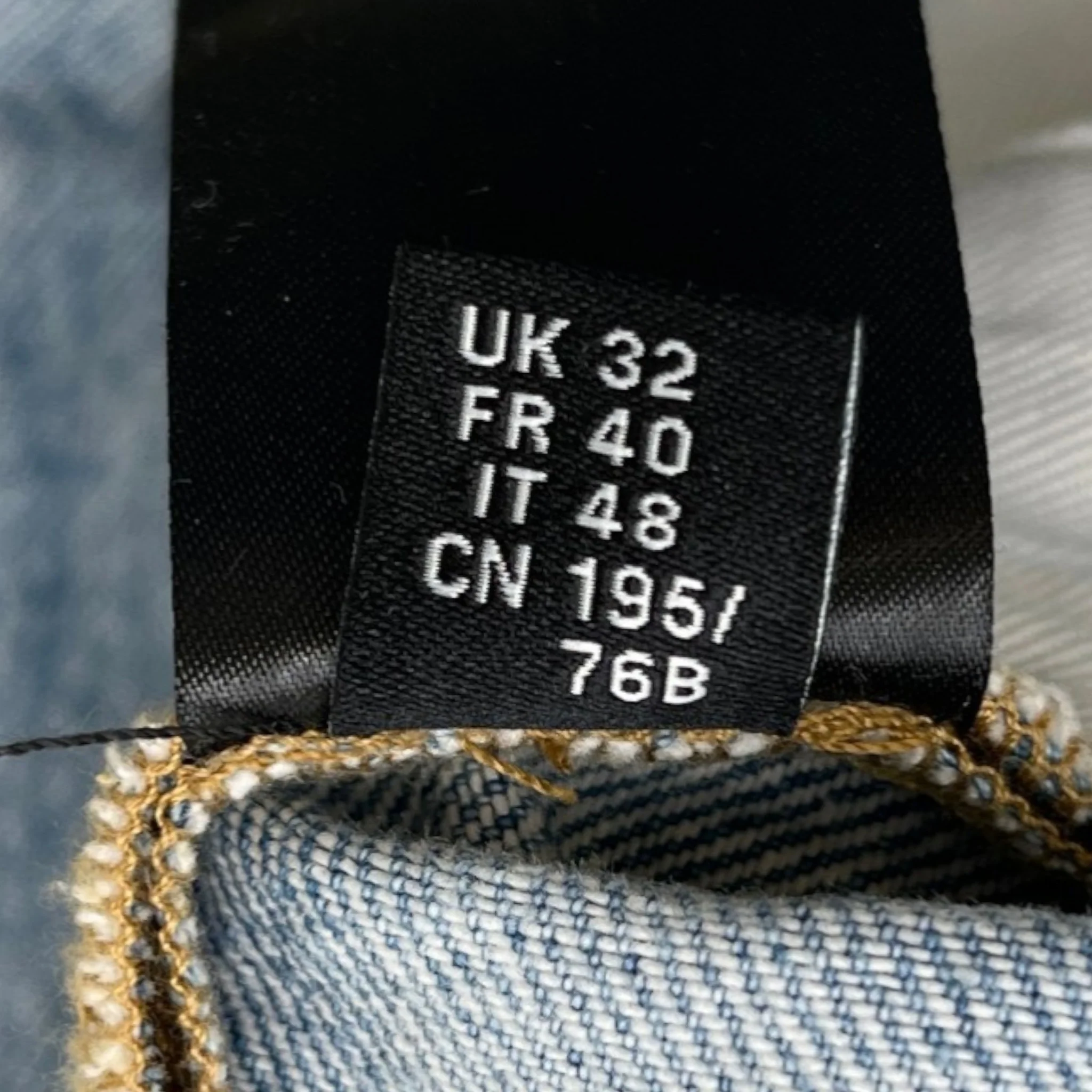 Men's Washed Baggy Jeans Blue Size Waist 32" - Image 10