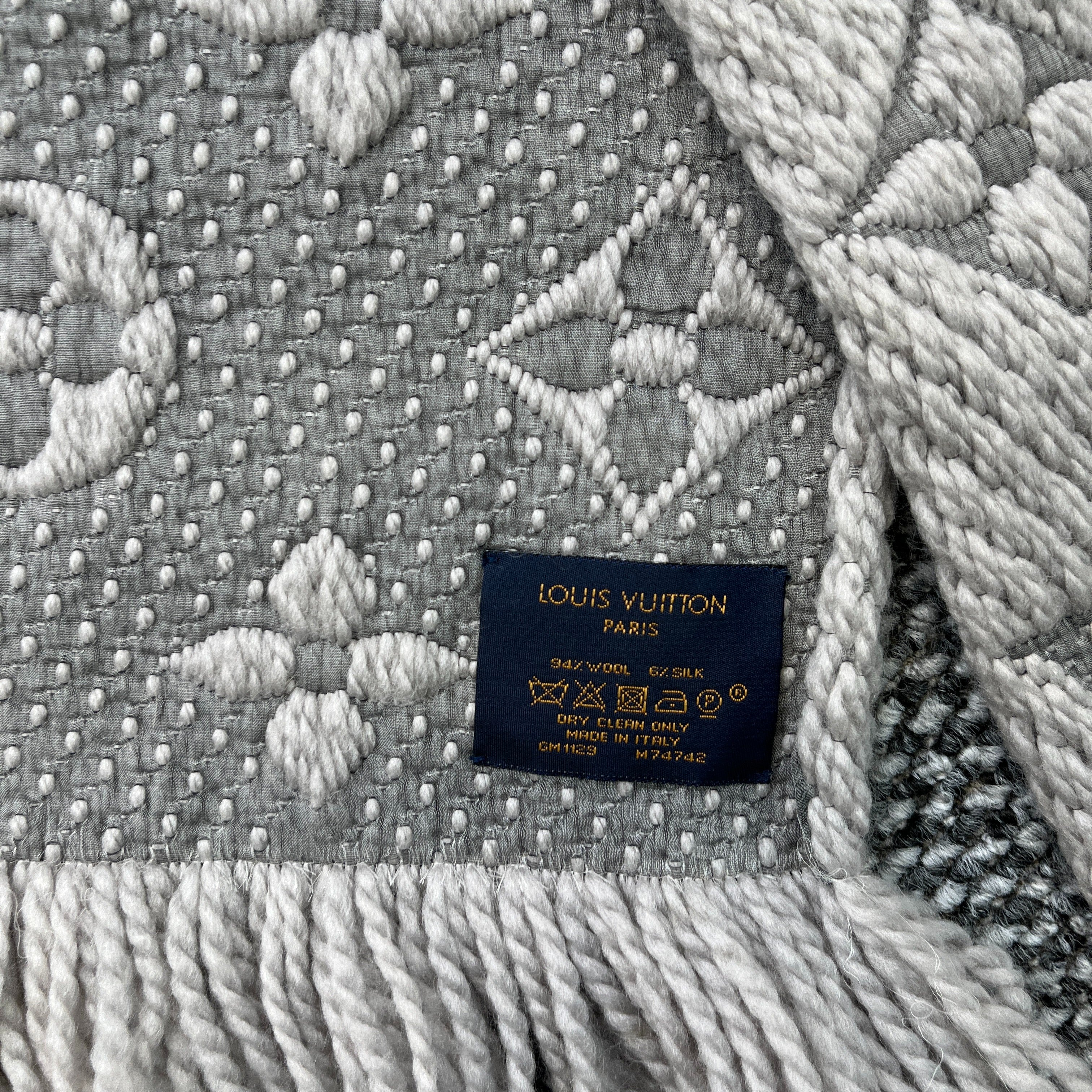 Monogram Logomania Scarf Grey - Image 6