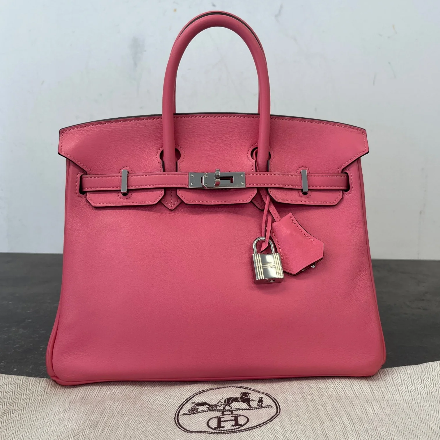 Women's Birkin 25 Rose Azalee Swift Palladium Hardware Bag Pink - Image 28