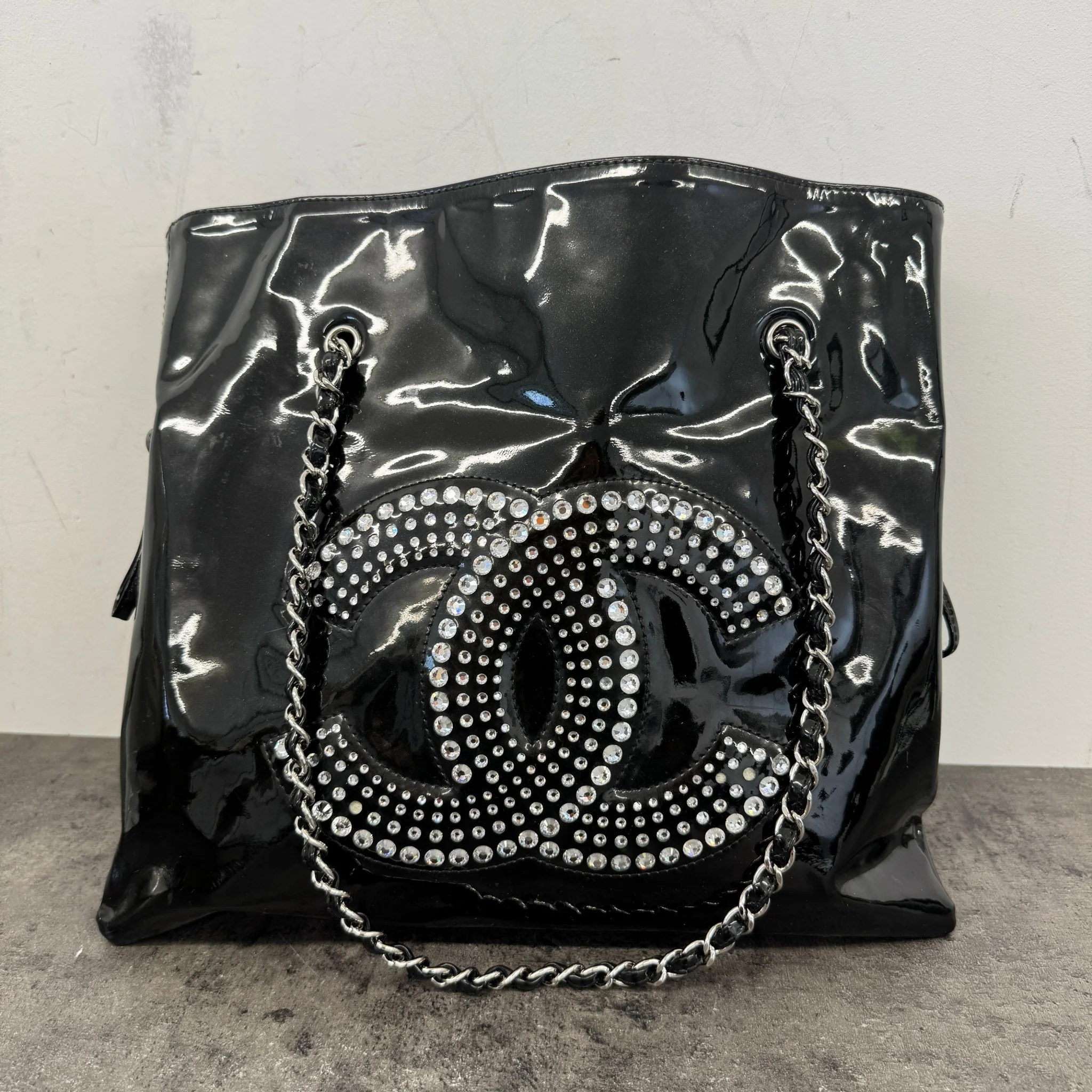 Women's Bon Bon Tote Strass Embelished Bag Black - Image 13