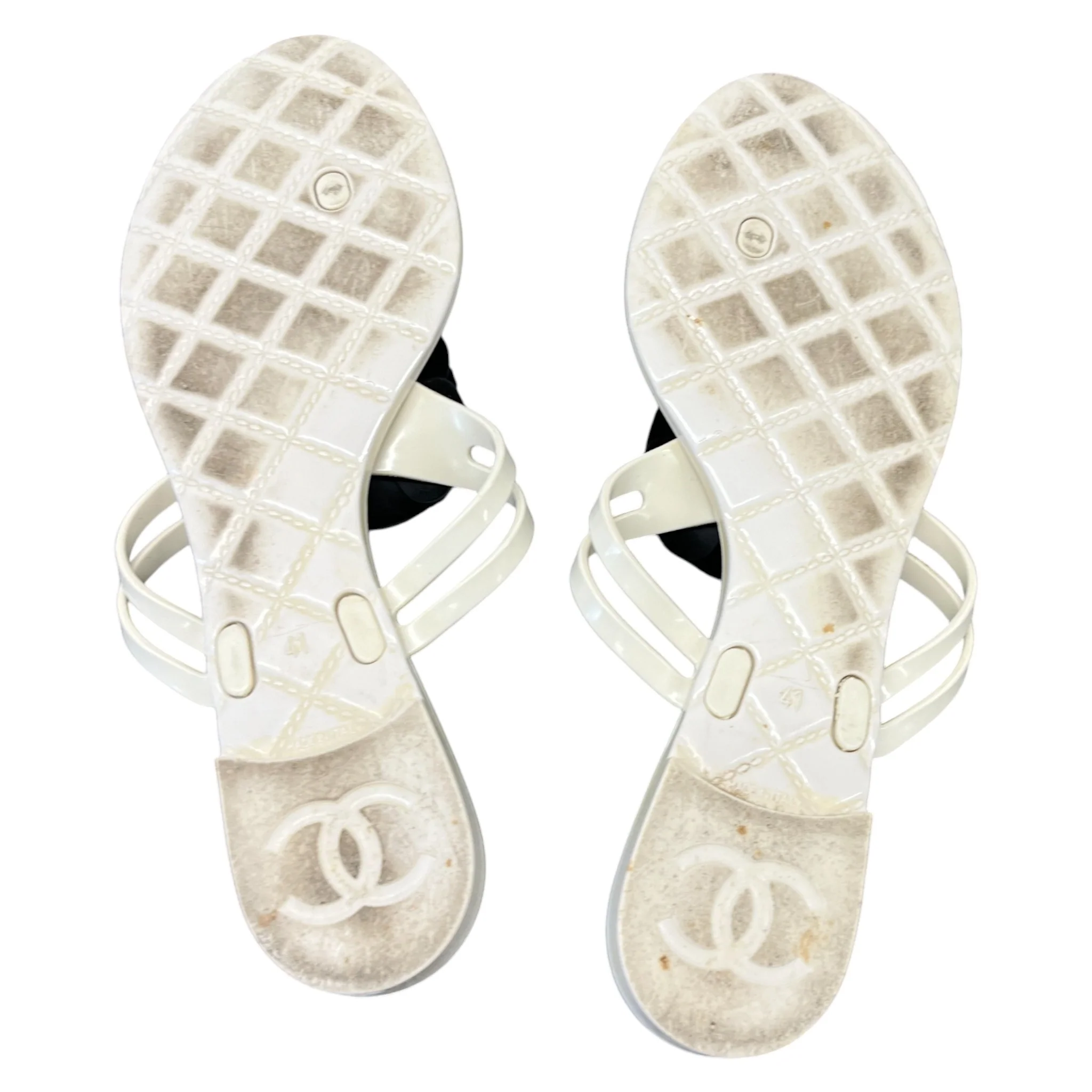Women's Camellia Thong Sandals Cream Size EU 41 / UK 8 - Image 10