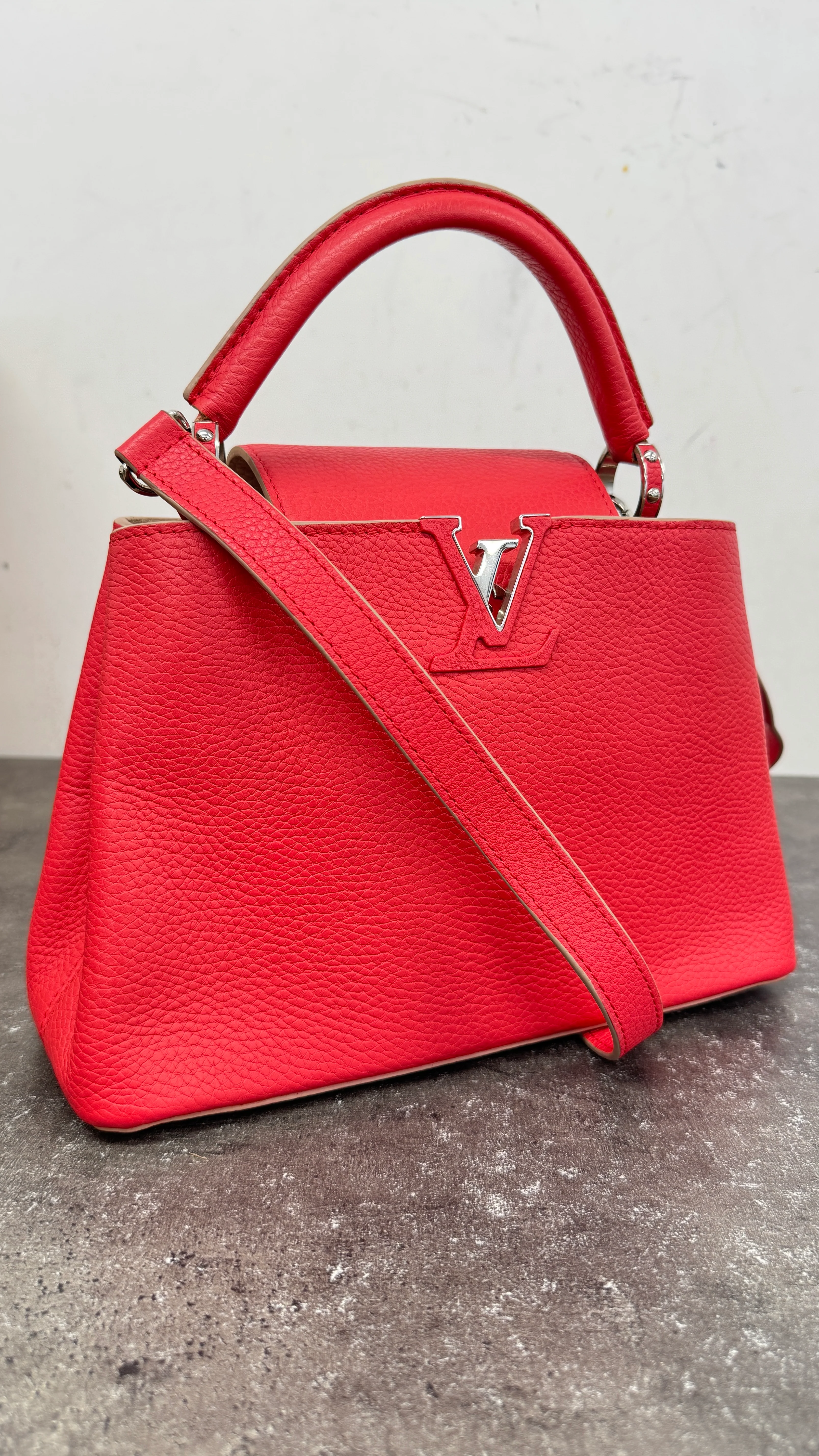 Women's Capucines Bb Taurillon Handbag Red - Image 22