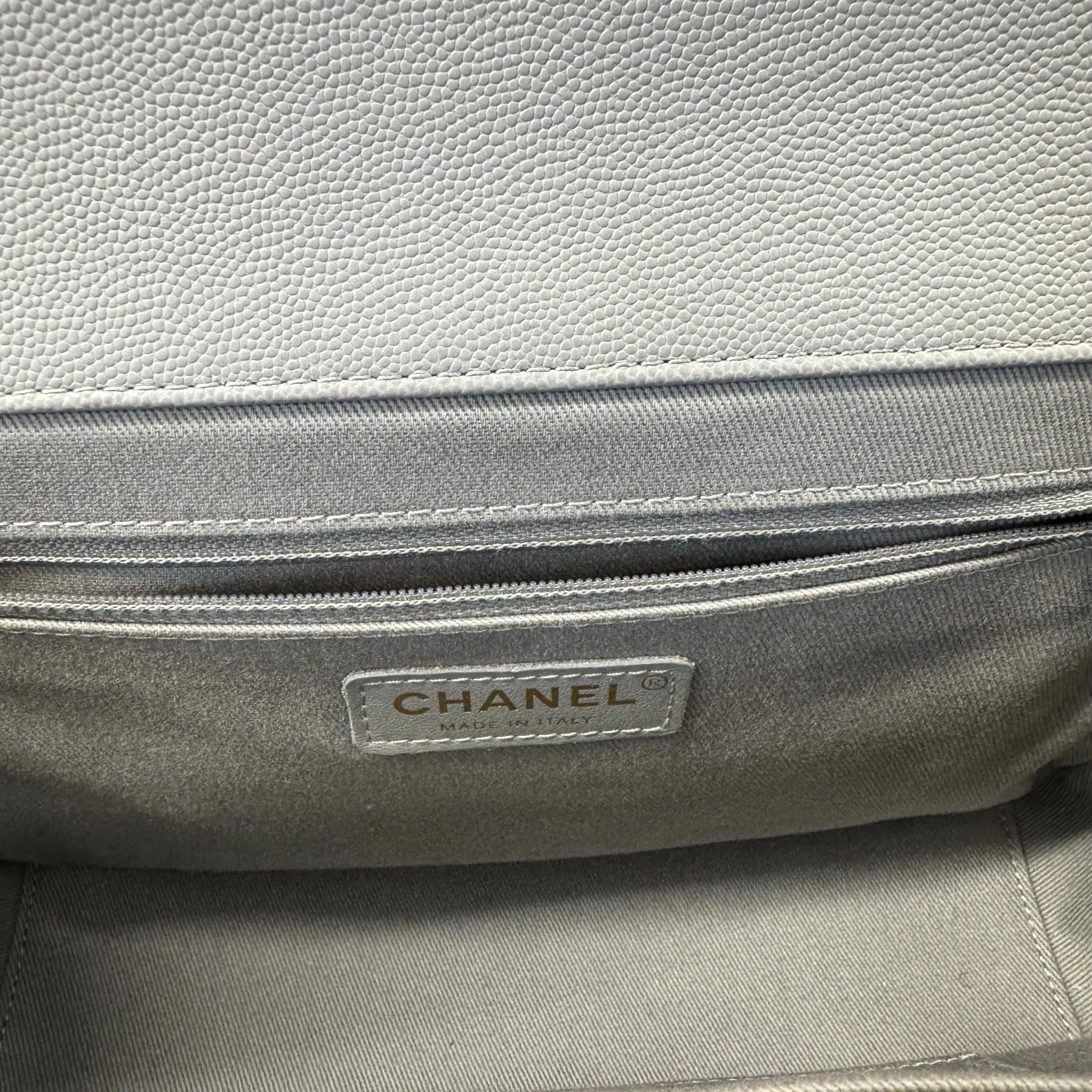 Women's Cc Affinity Flap Bag Grey - Image 18