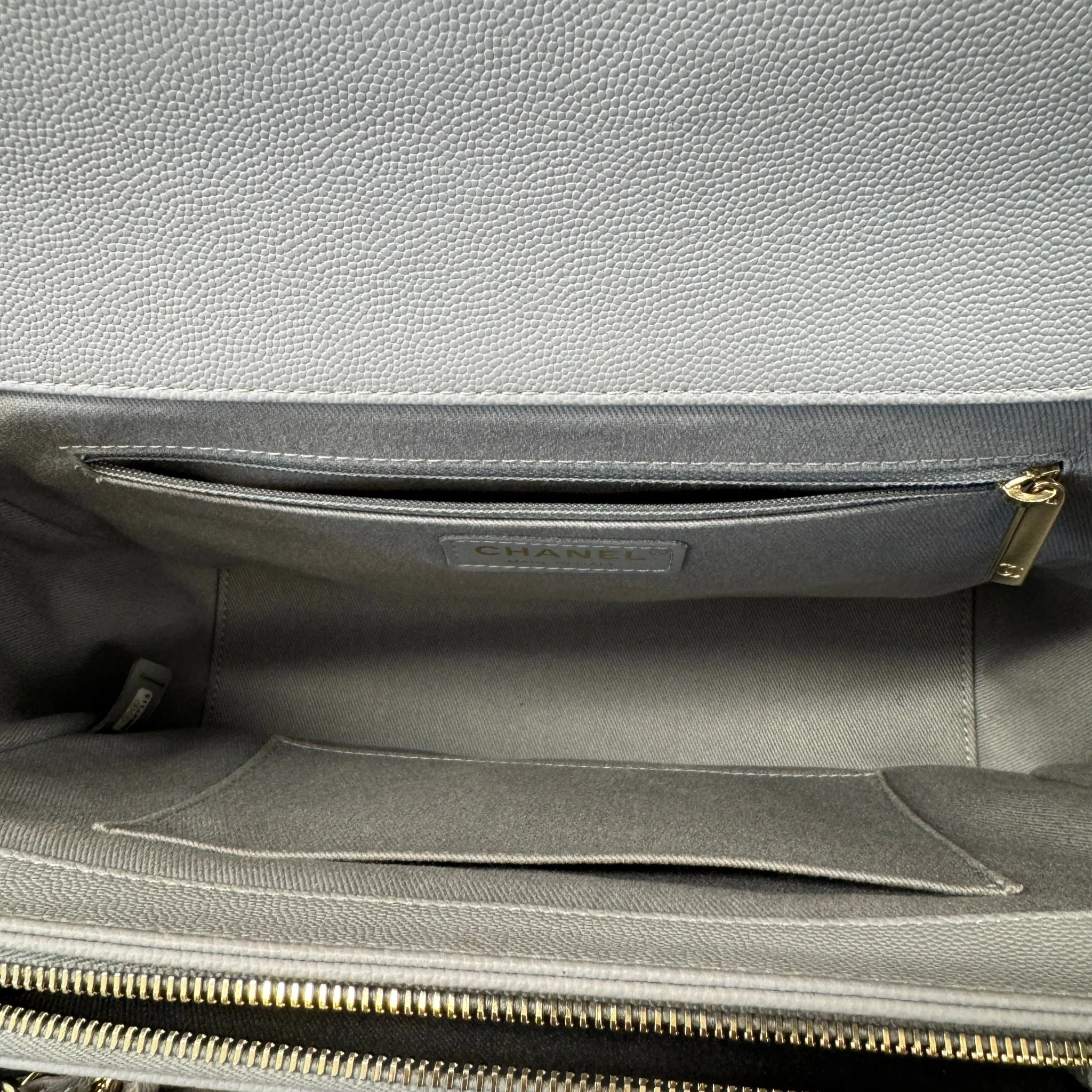 Women's Cc Affinity Flap Bag Grey - Image 19