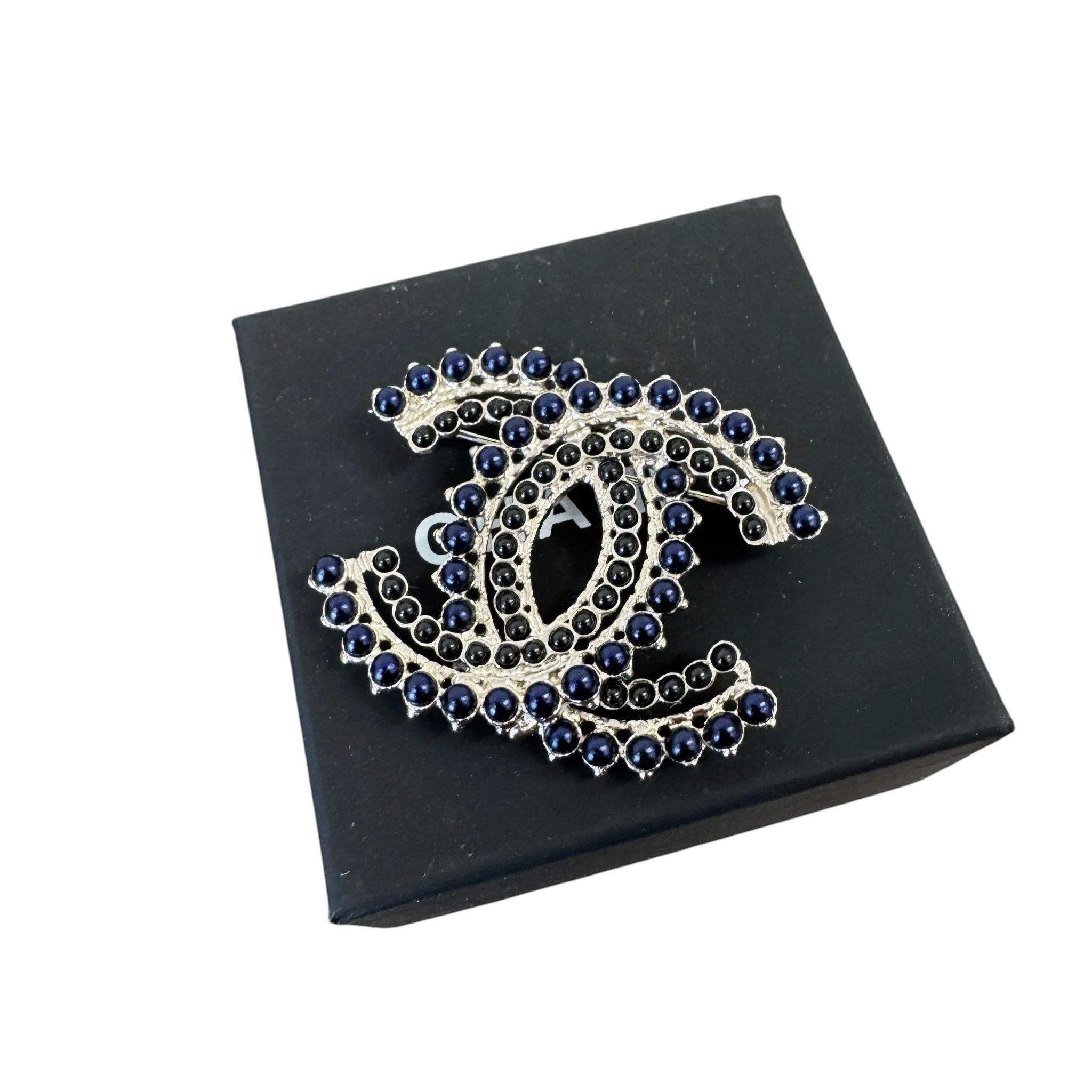 Women's Cc Logo Beaded Brooch Navy - Image 5