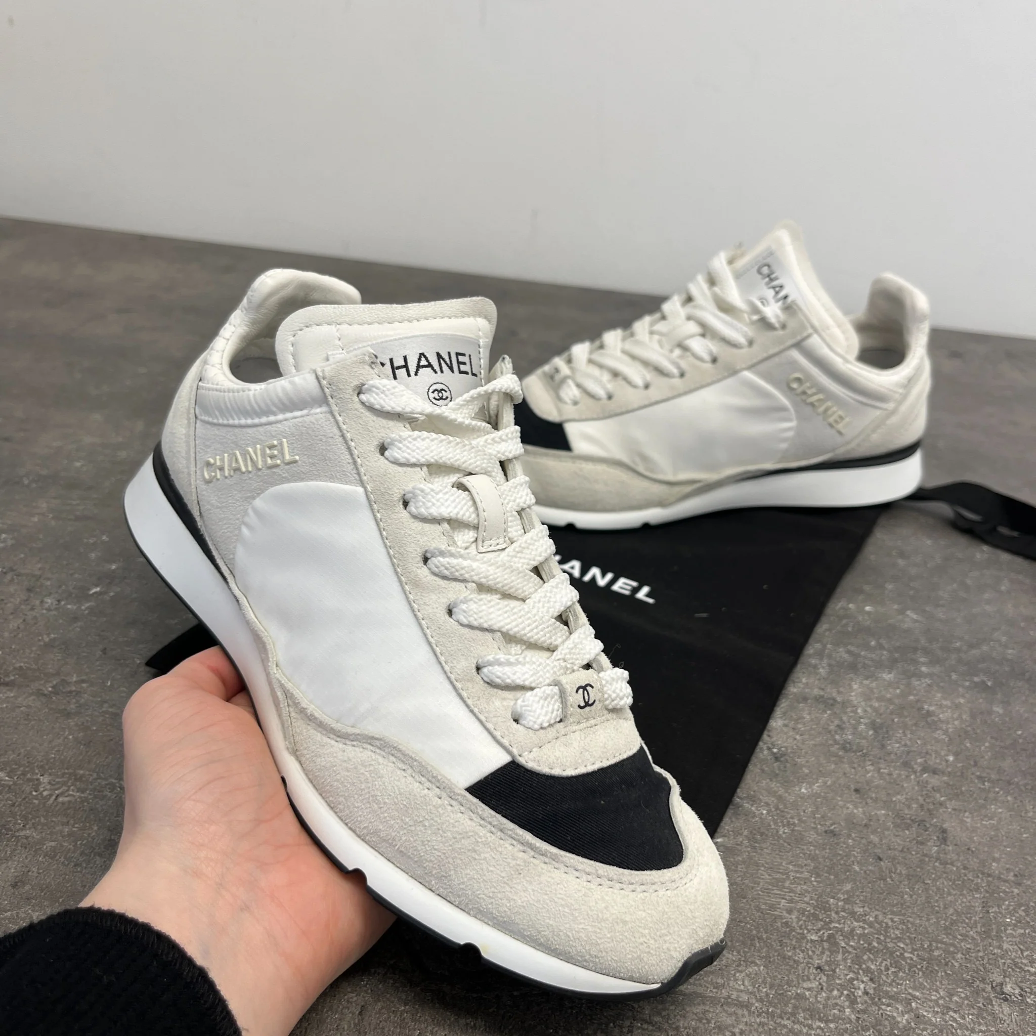 Women's Cc Logo Low Trainers White Size EU 36 / UK 3 - Image 12