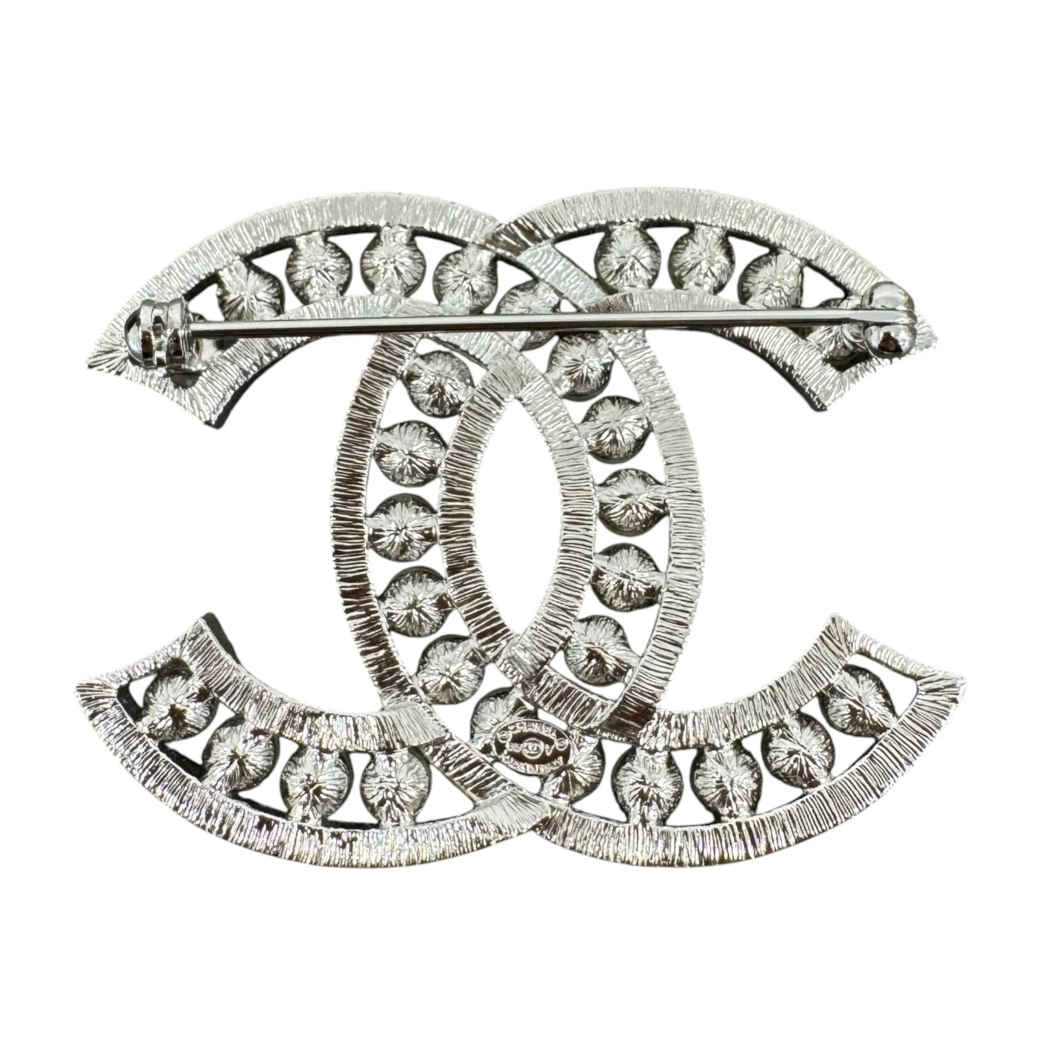 Women's Cc Logo Pear Brooch Silver - Image 2