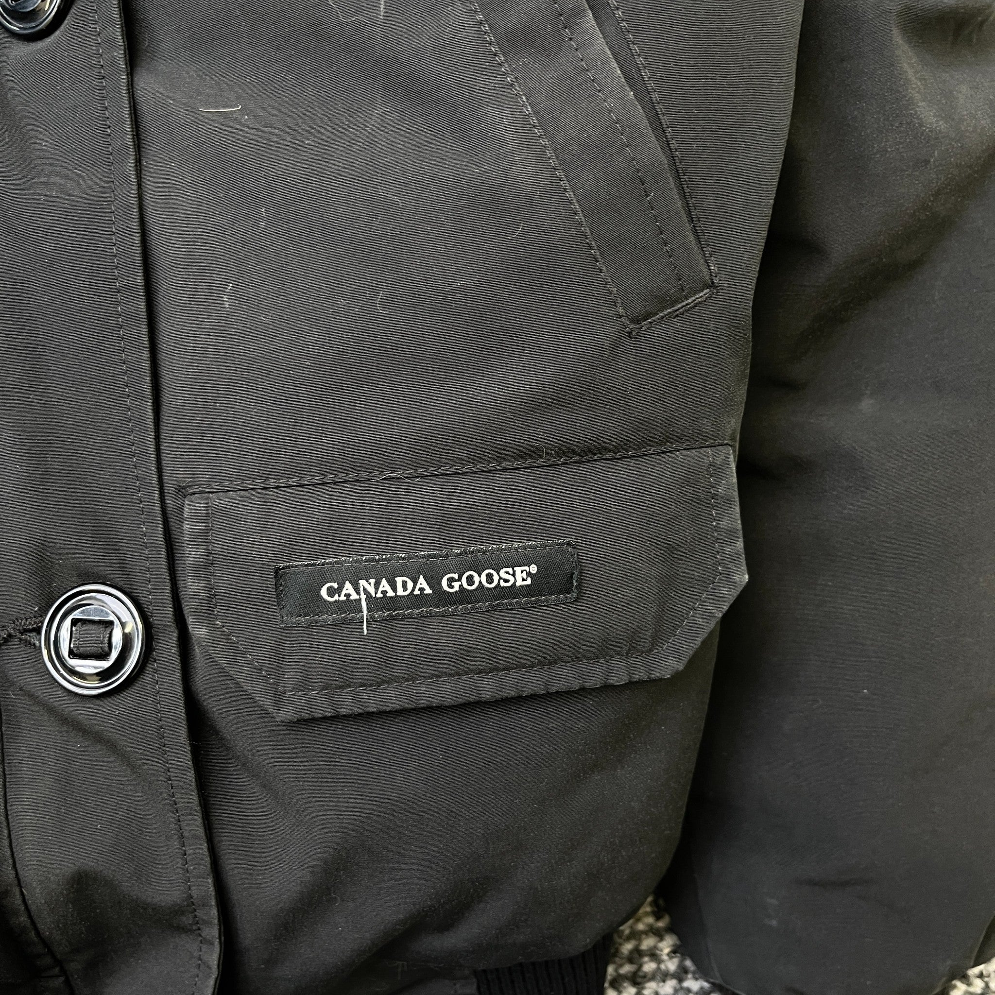 Women's Chilliwack Bomber Down Jacket Black Size S - Image 6