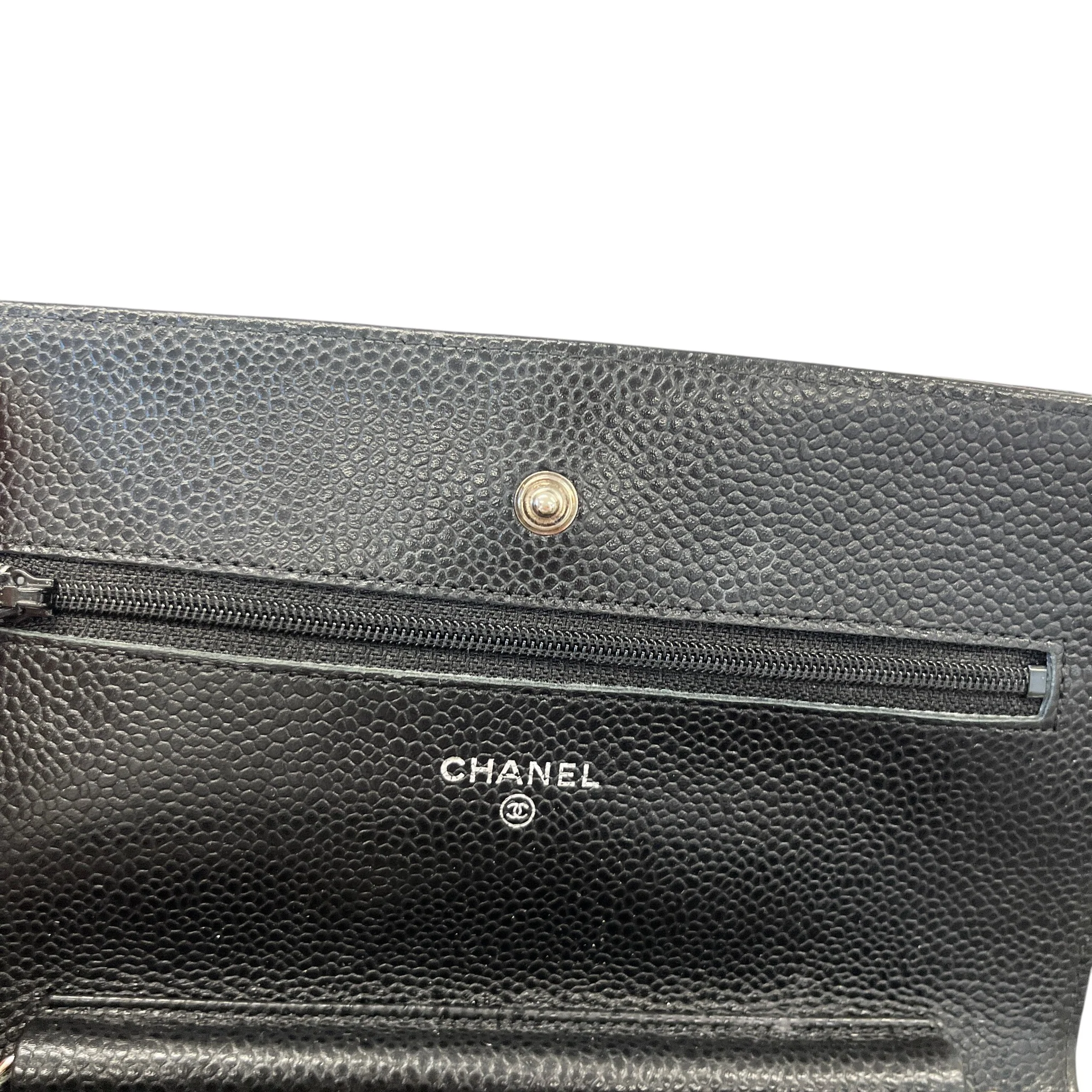 Women's Classic Woc Caviar Bag Black - Image 12