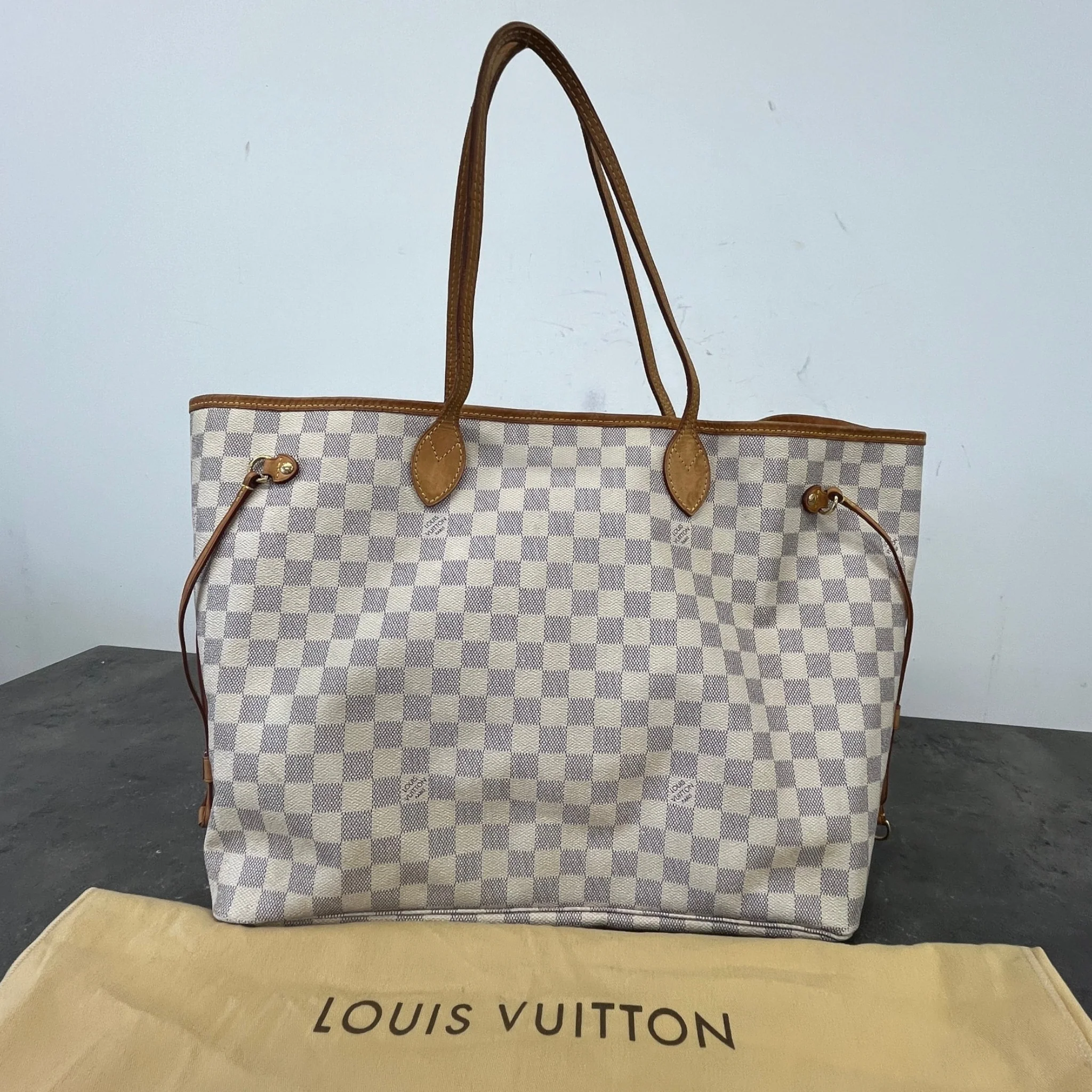 Women's Damier Azur Neverfull Gm Handbag White - Image 13