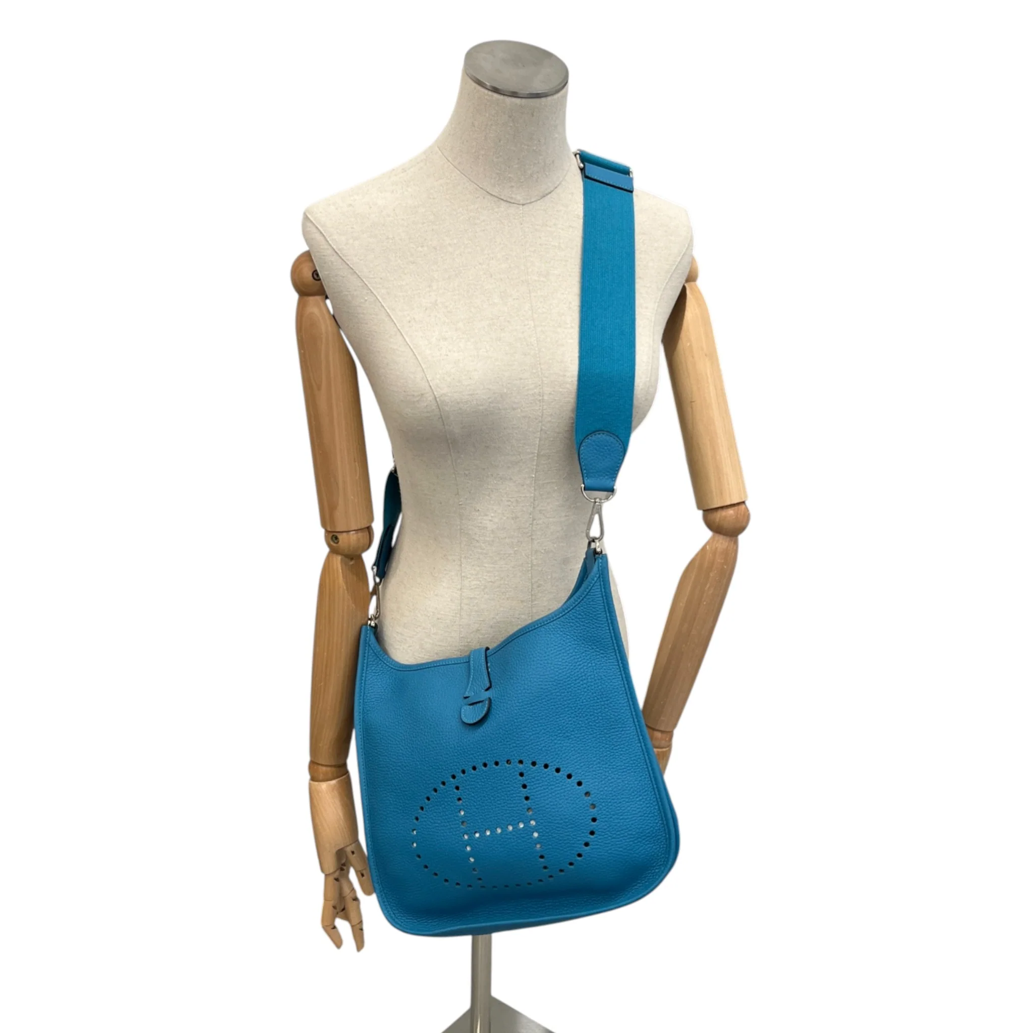 Women's Evelyne 29 Togo Blue Jean Bag Blue - Image 2