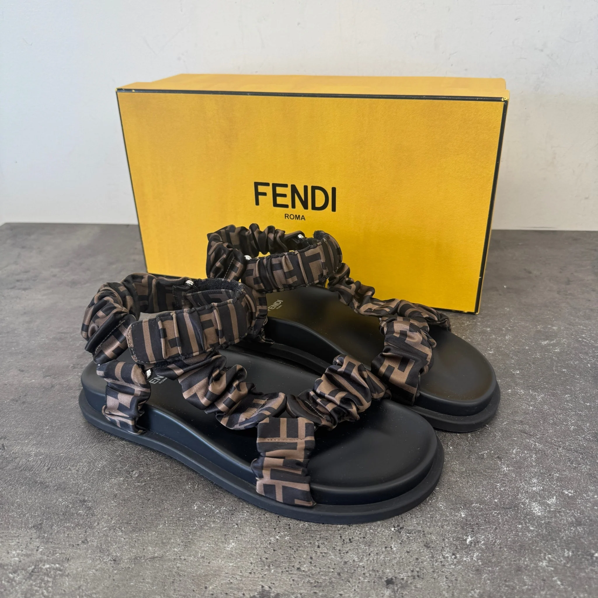 Women's Feel Brown Satin Sandals Brown Size EU 38 / UK 5 - Image 11
