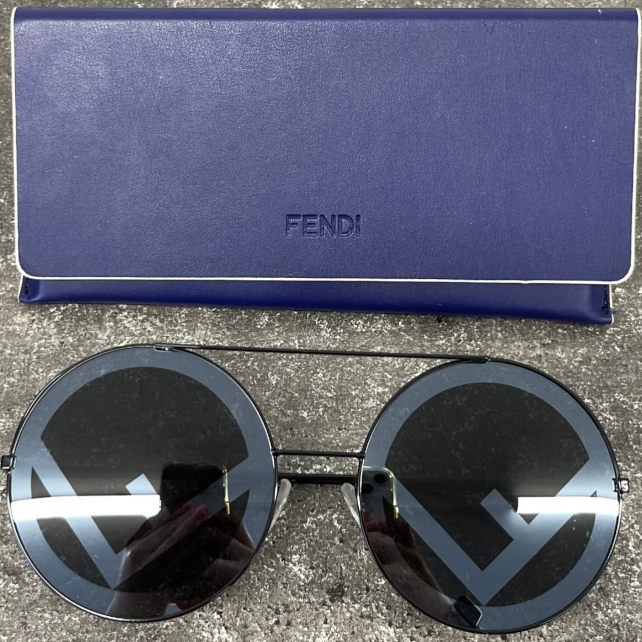 Women's Ff 0285/S Sunglasses Black - Image 9