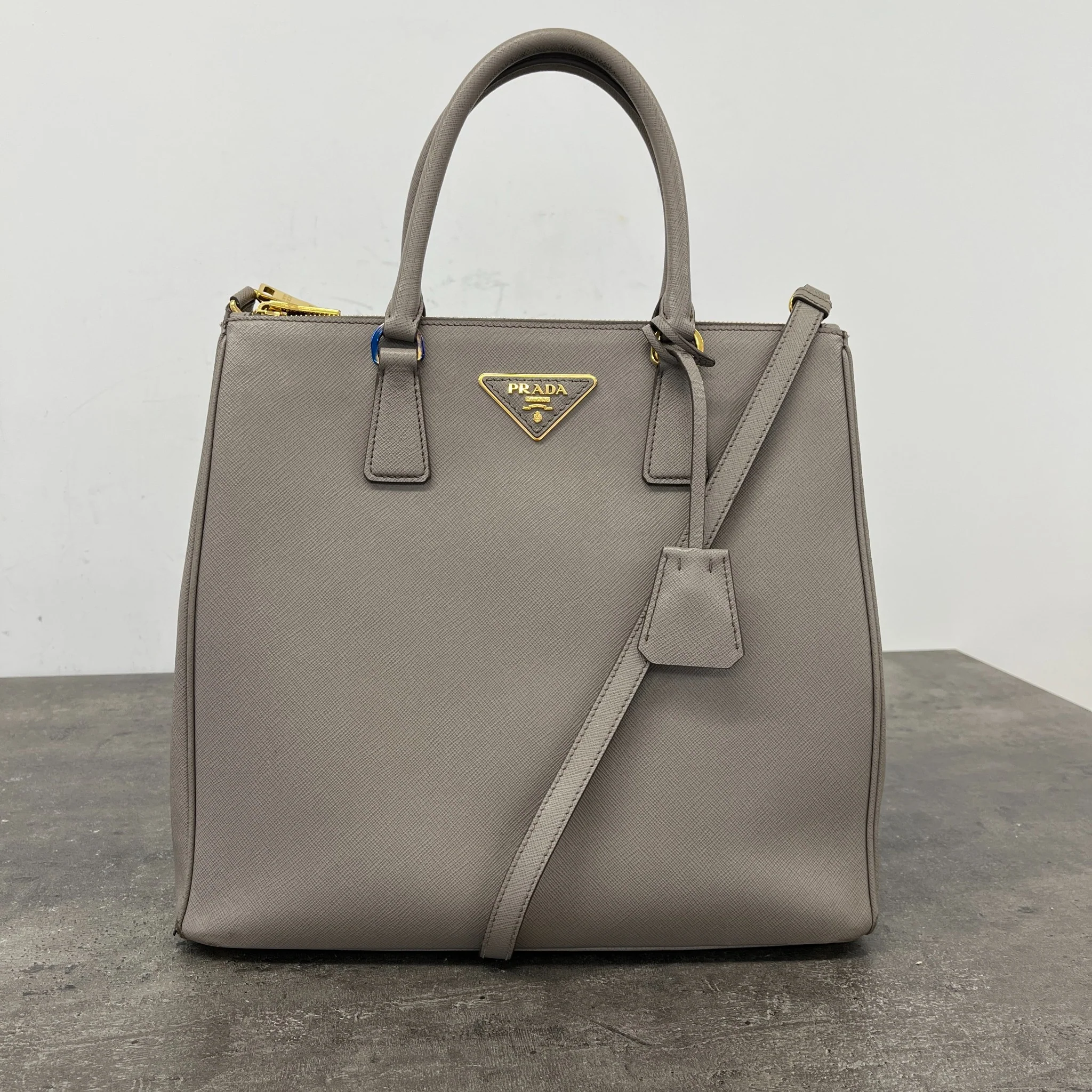 Women's Galleria Large Handbag Grey - Image 9