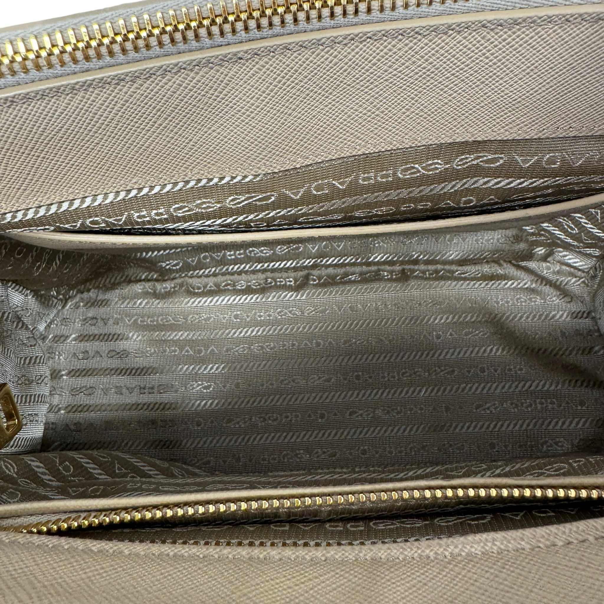 Women's Galleria Medium Saffiano Bag Beige - Image 9