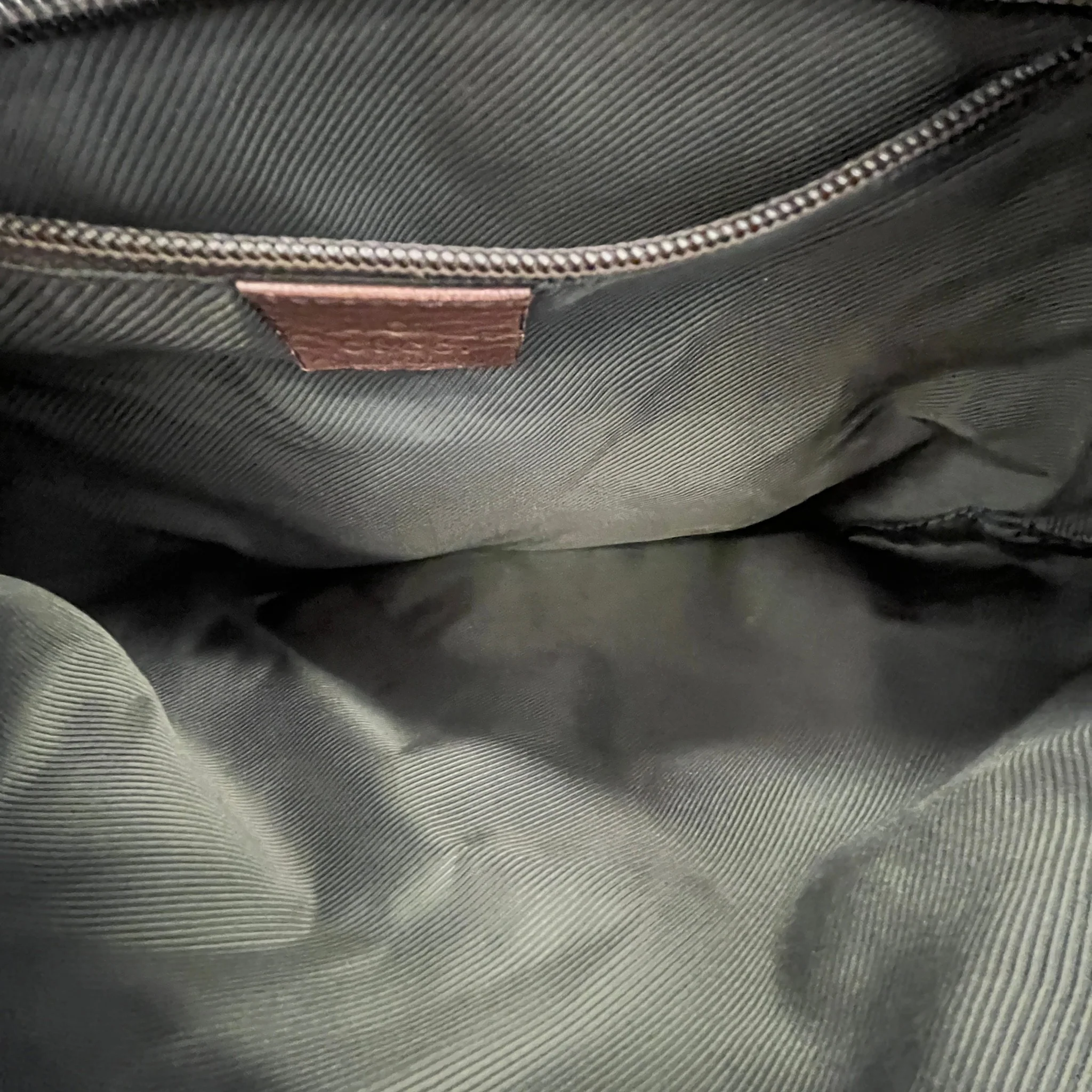 Women's Gg Supreme Messenger Bag Beige - Image 10
