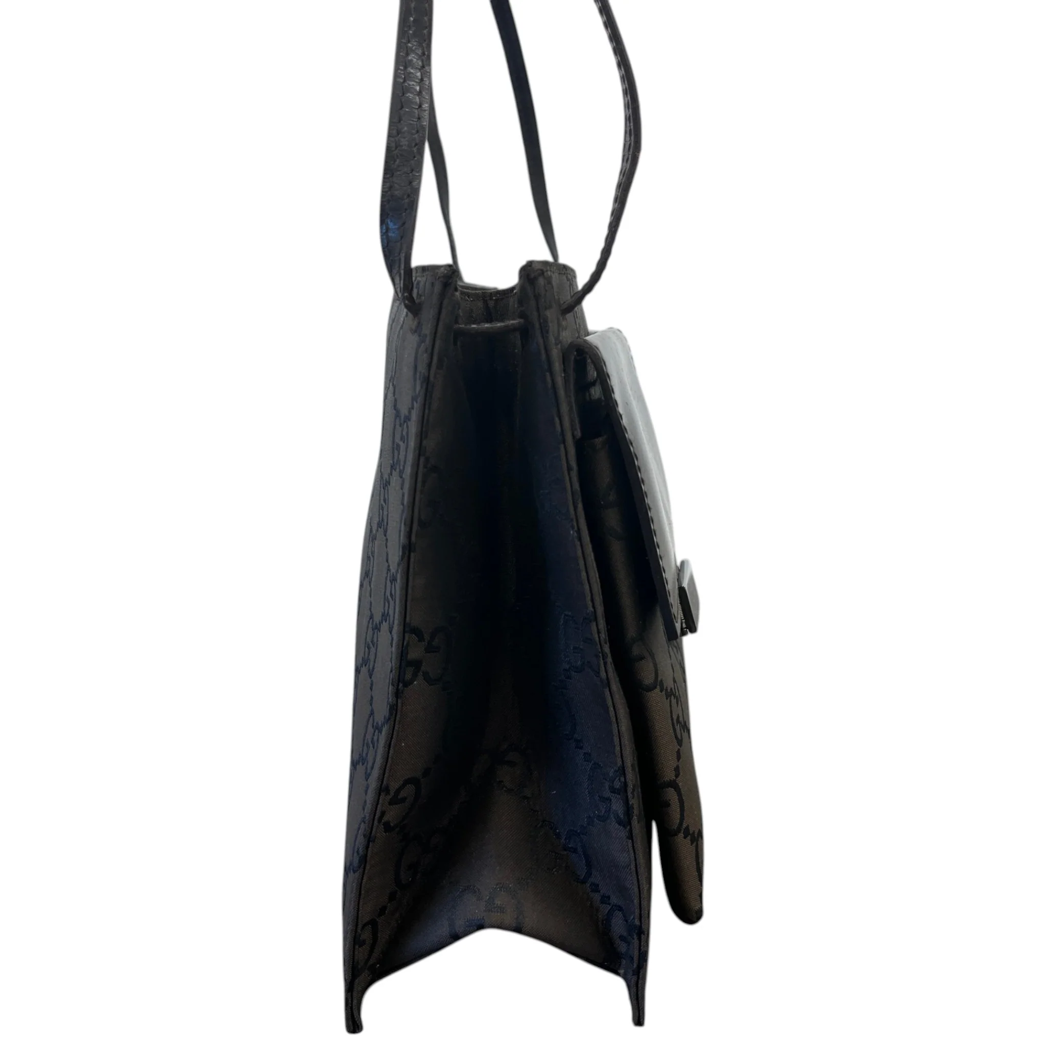 Women's Gg Supreme Messenger Bag Brown - Image 7