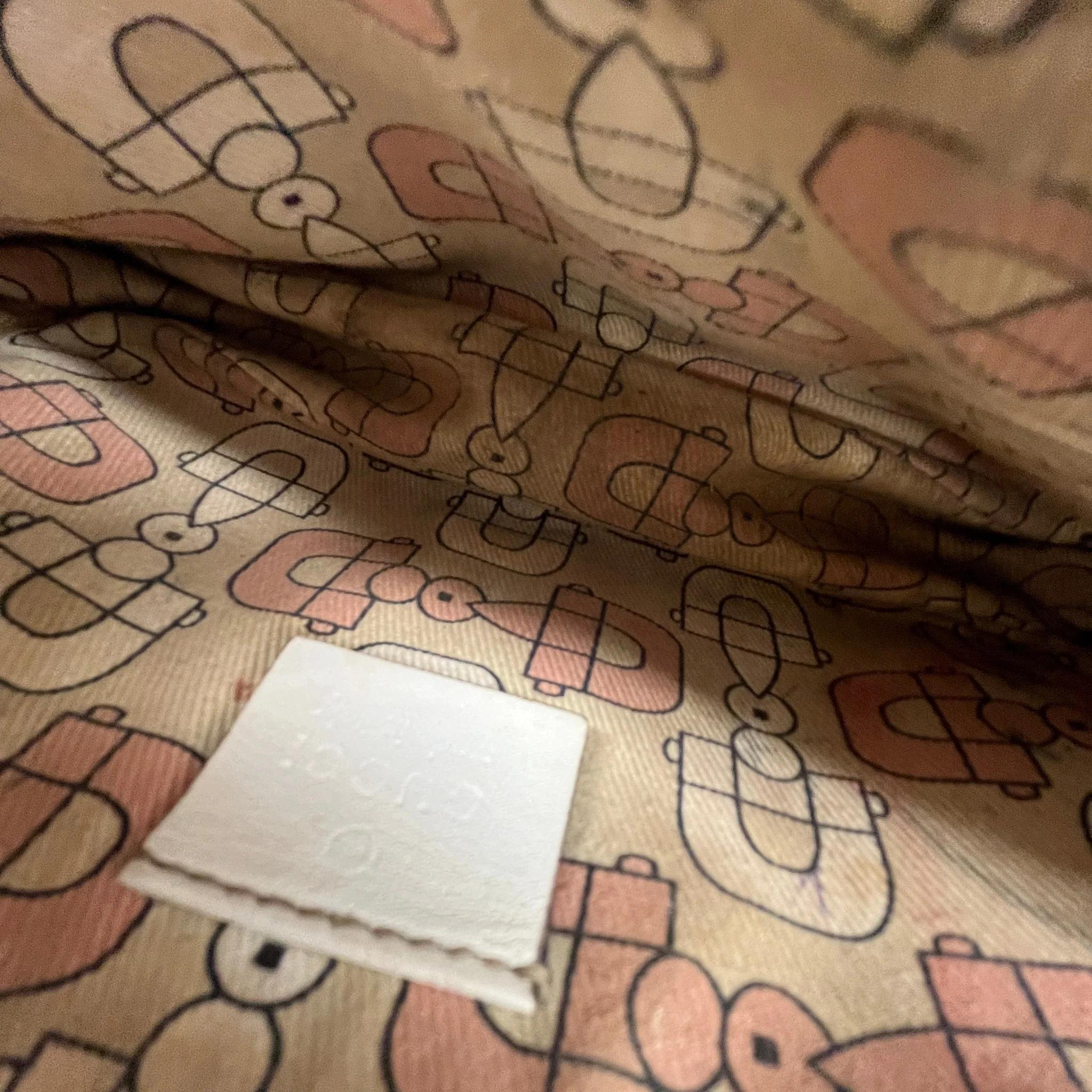 Women's Gg Supreme Shoulder Bag Beige - Image 11