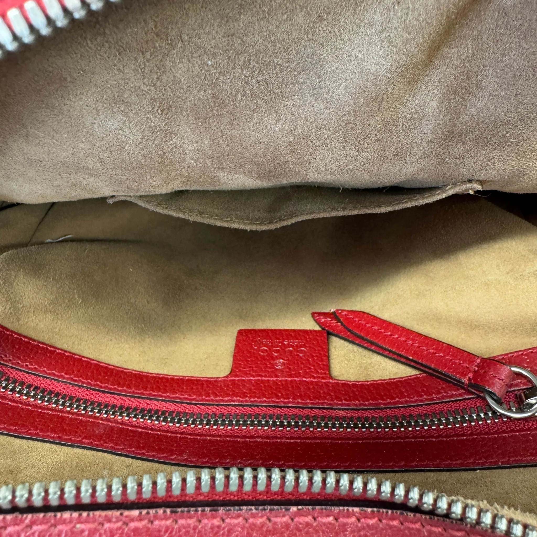 Women's Gg Supreme Tian Backpack Beige - Image 11