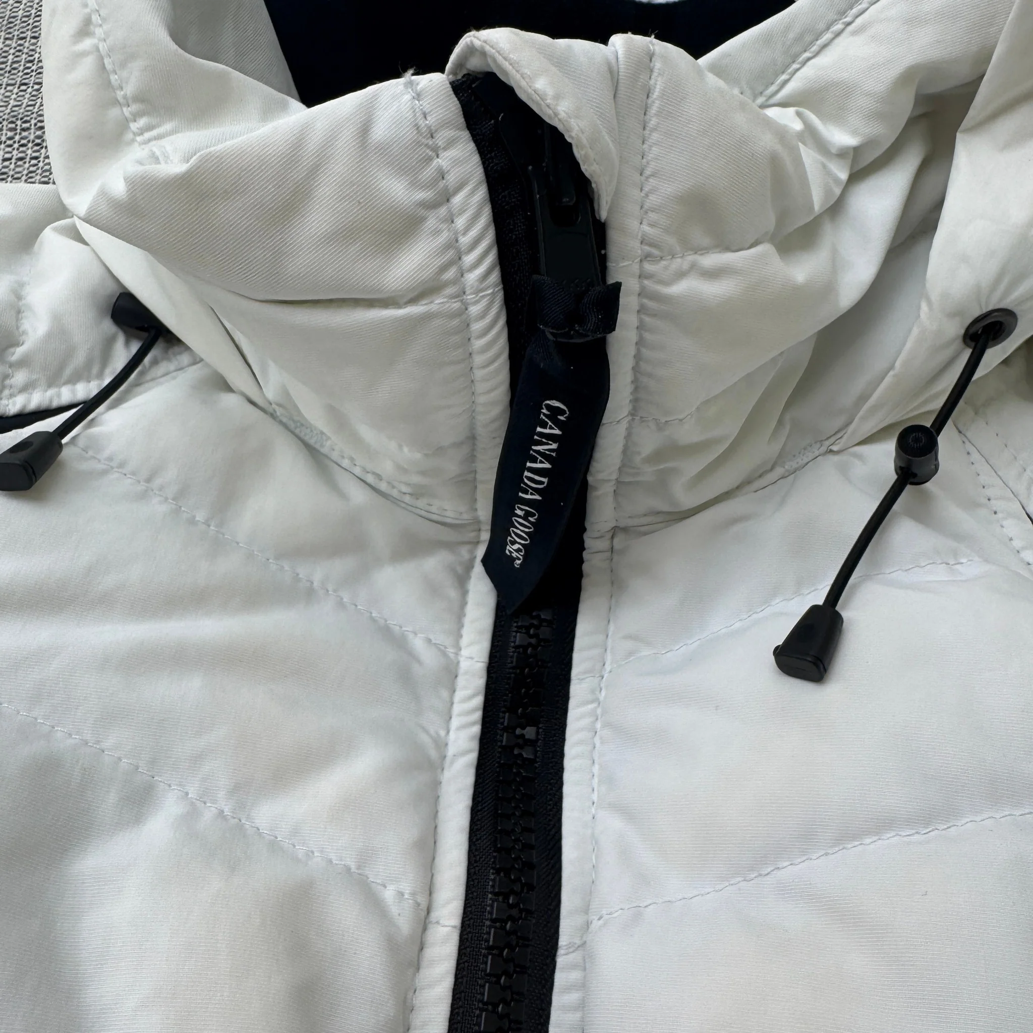 Women's Hybridge Base Down Jacket White Size M - Image 7