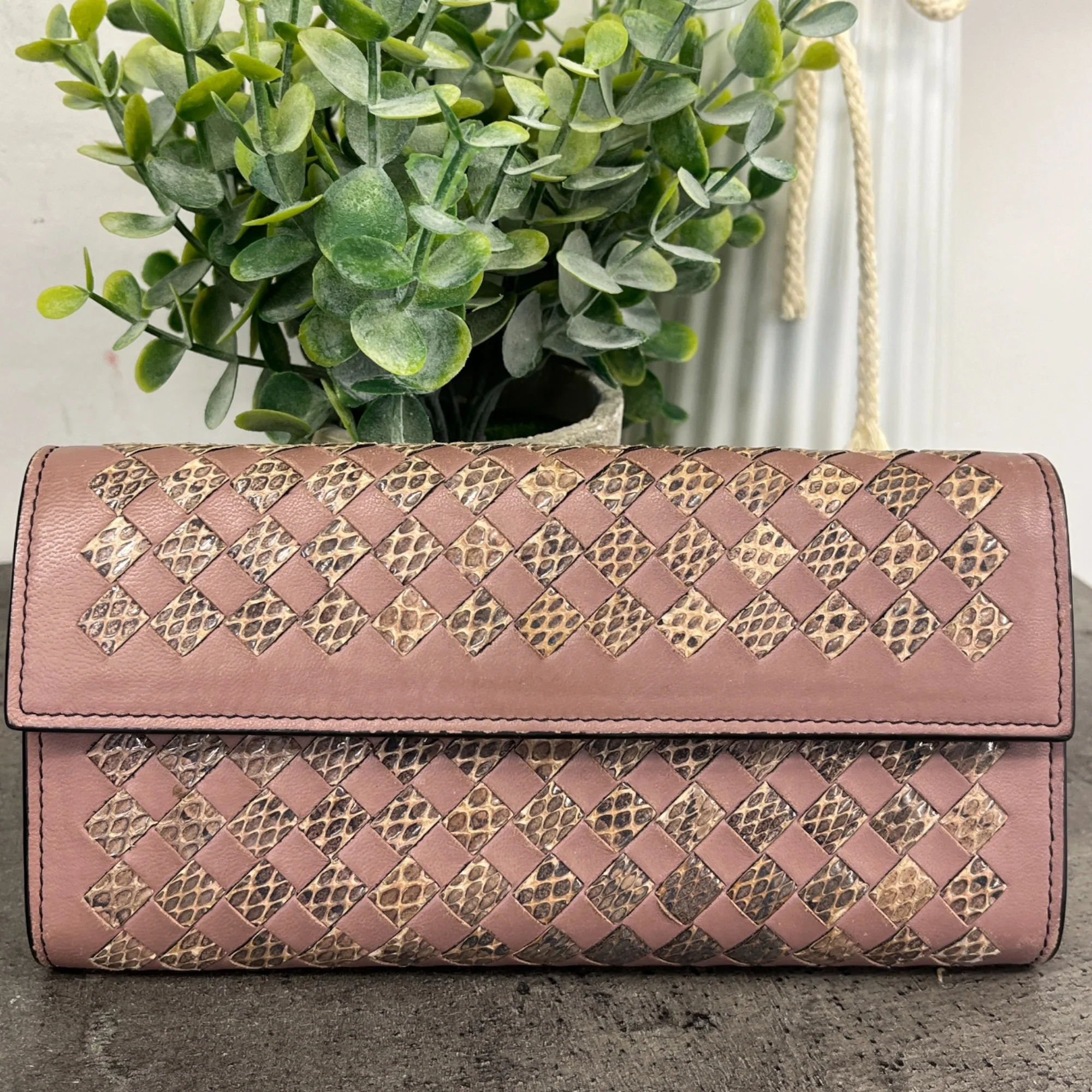 Women's Inrecciato Purse Pink - Image 6