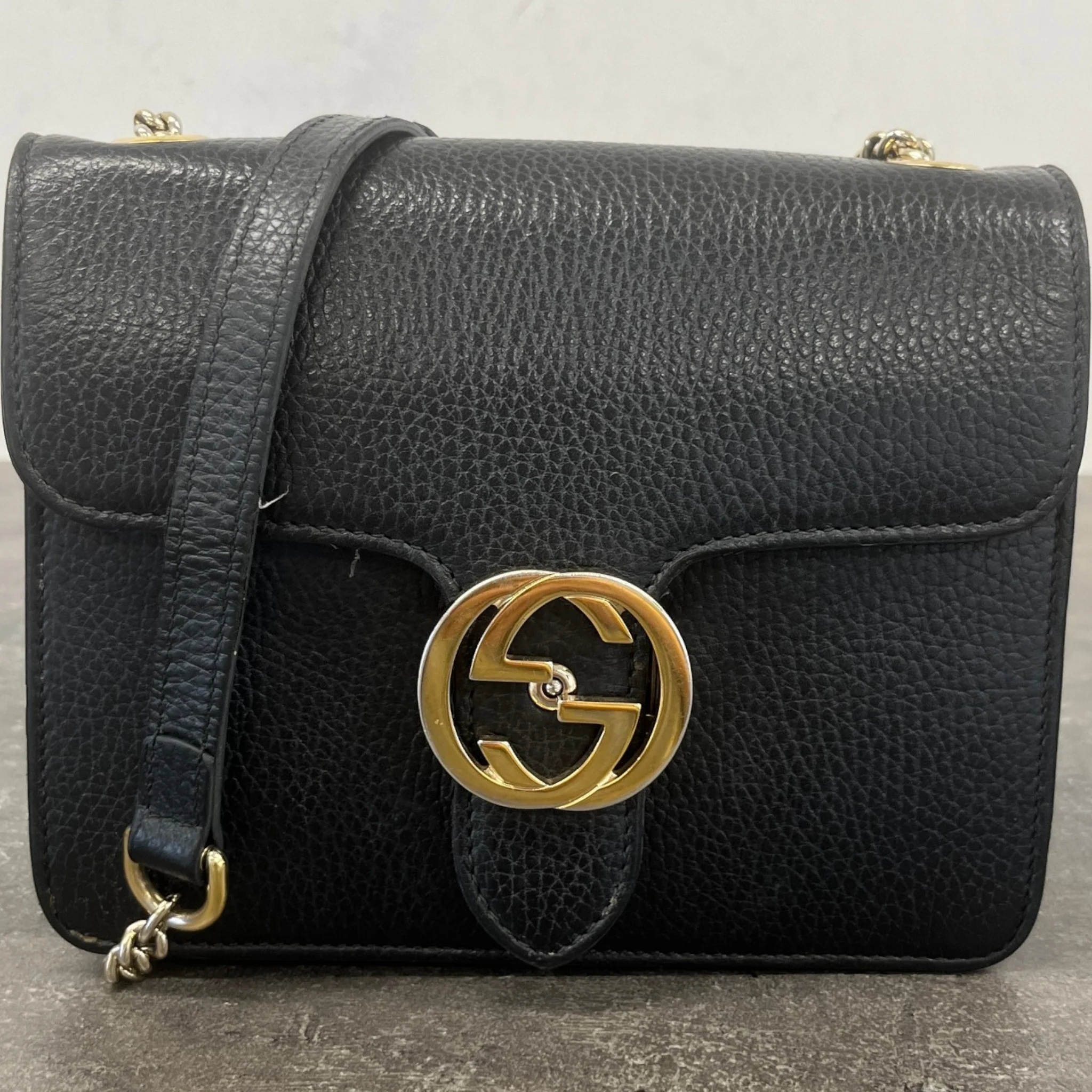 Women's Interlocking G Bag Black - Image 11