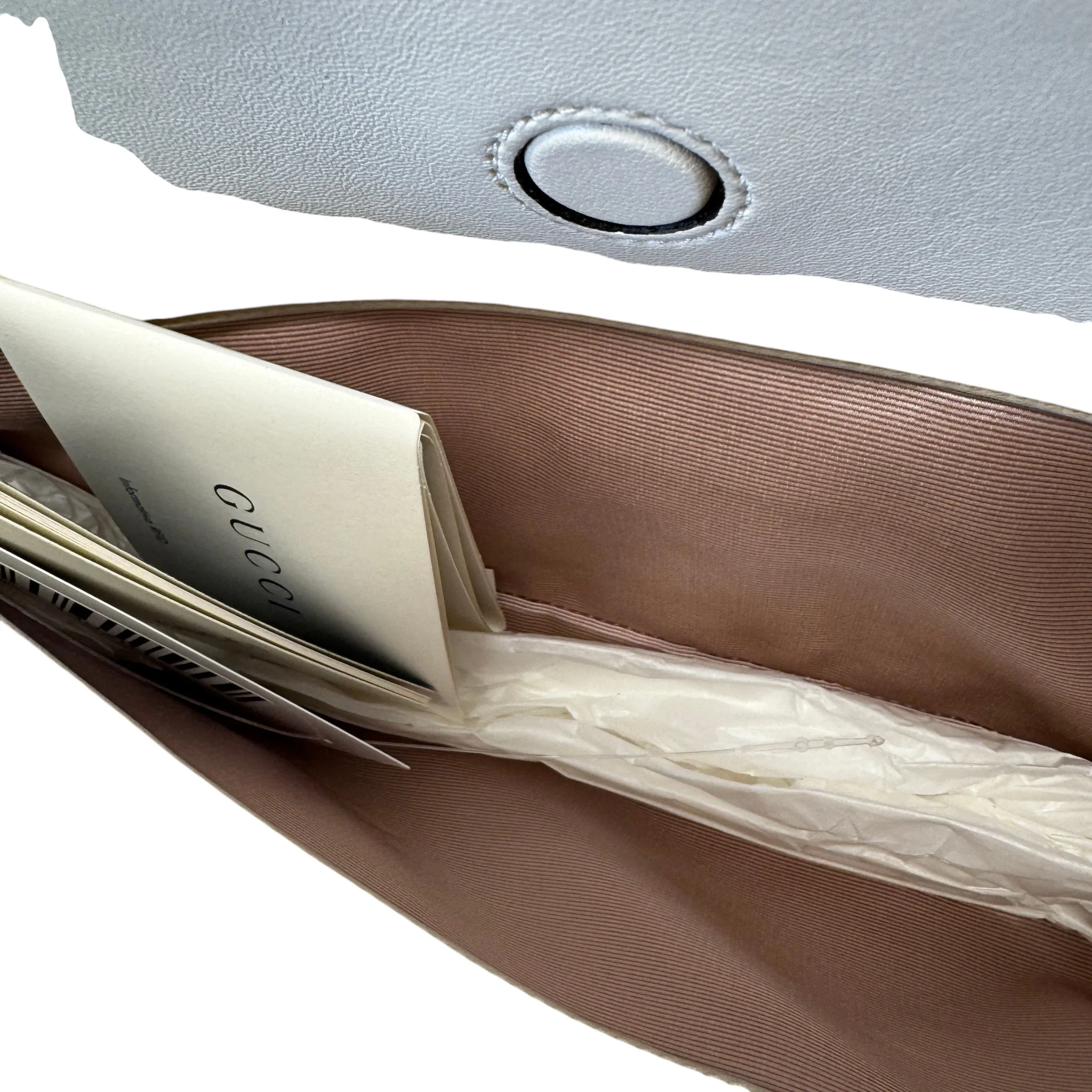 Women's Interlocking G Clutch Cream - Image 6