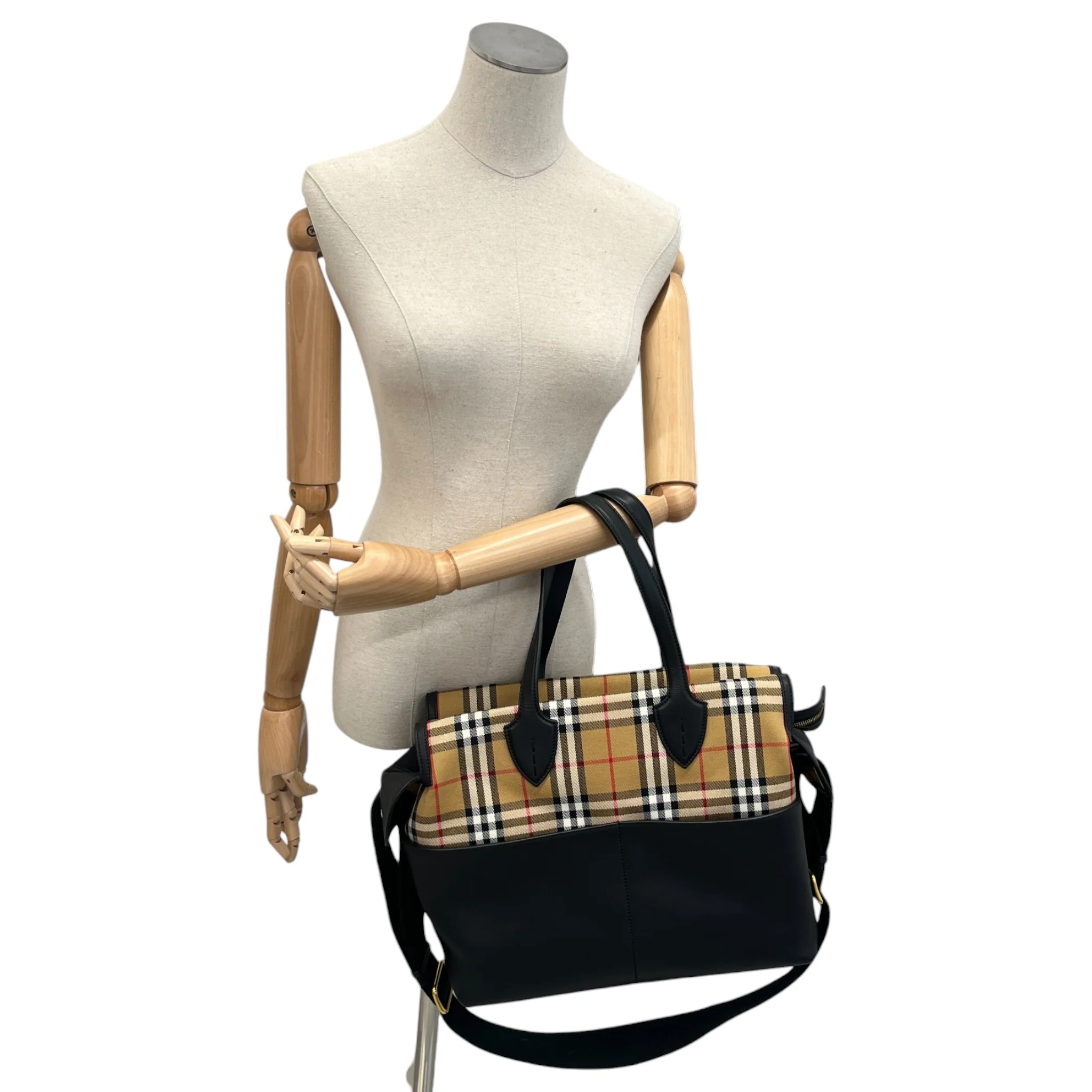 Women's Kingswood Vintage Check Bag Black - Image 2