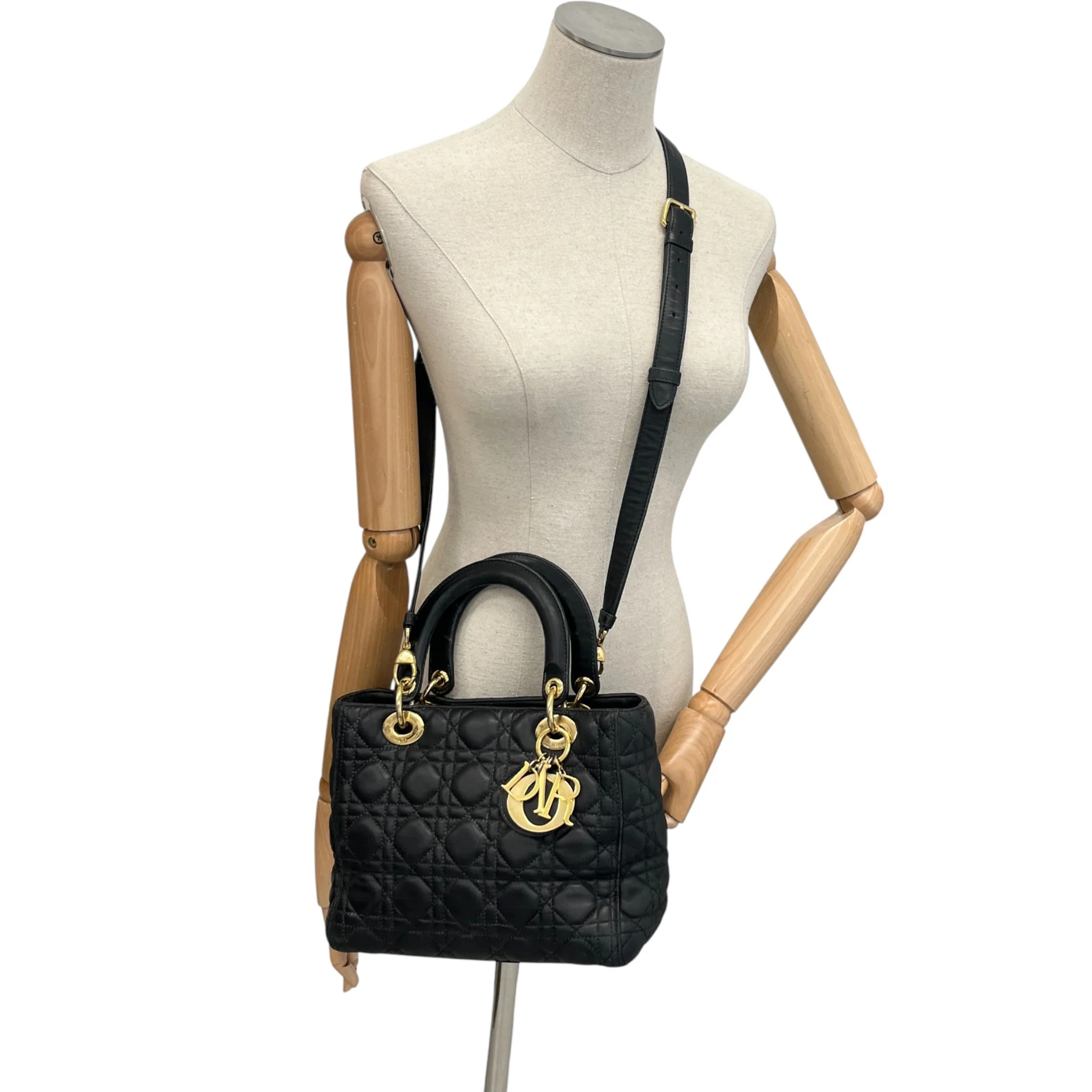Women's Lady Dior Medium Bag Black - Image 2