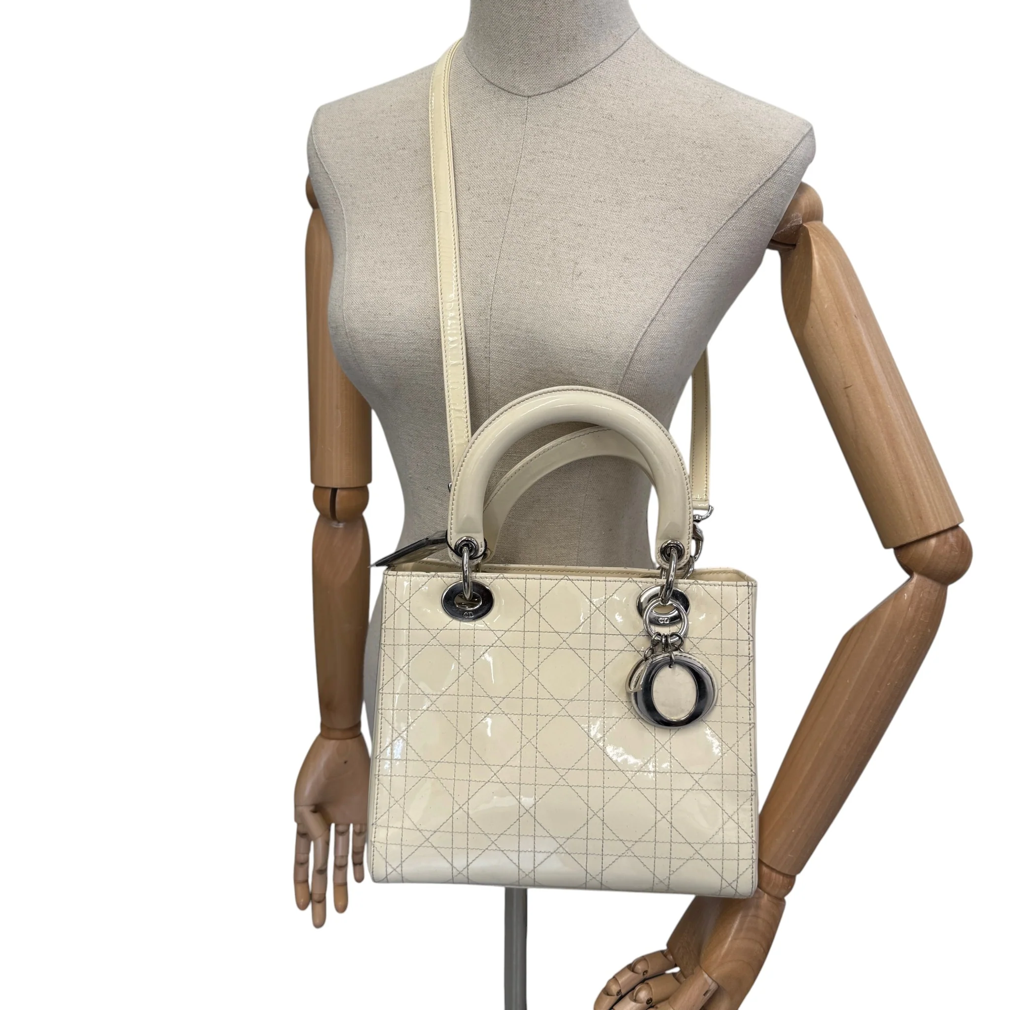 Women's Lady Dior Medium Patent Bag Cream - Image 2