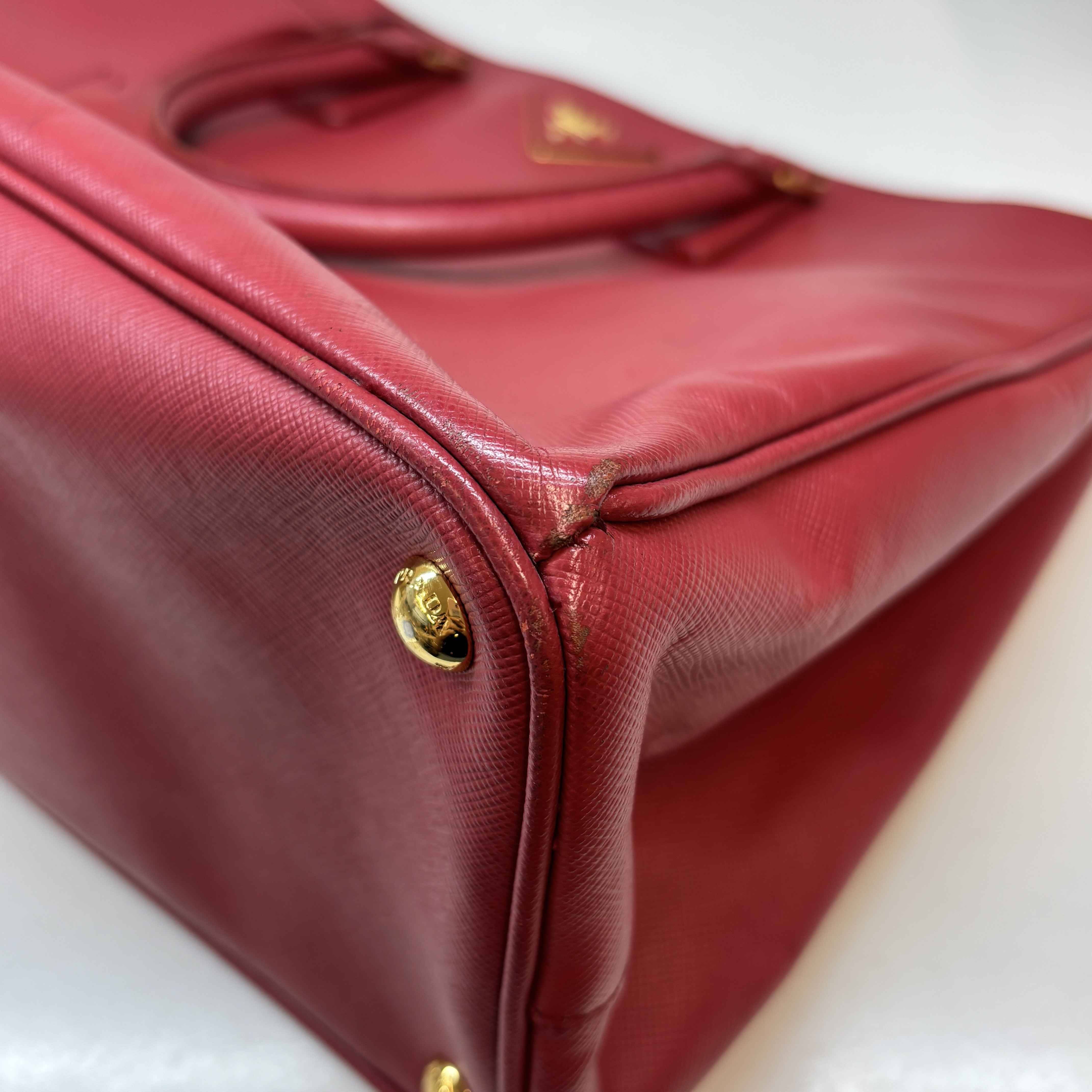 Women's Large Saffiano Lux Handbag Red - Image 11