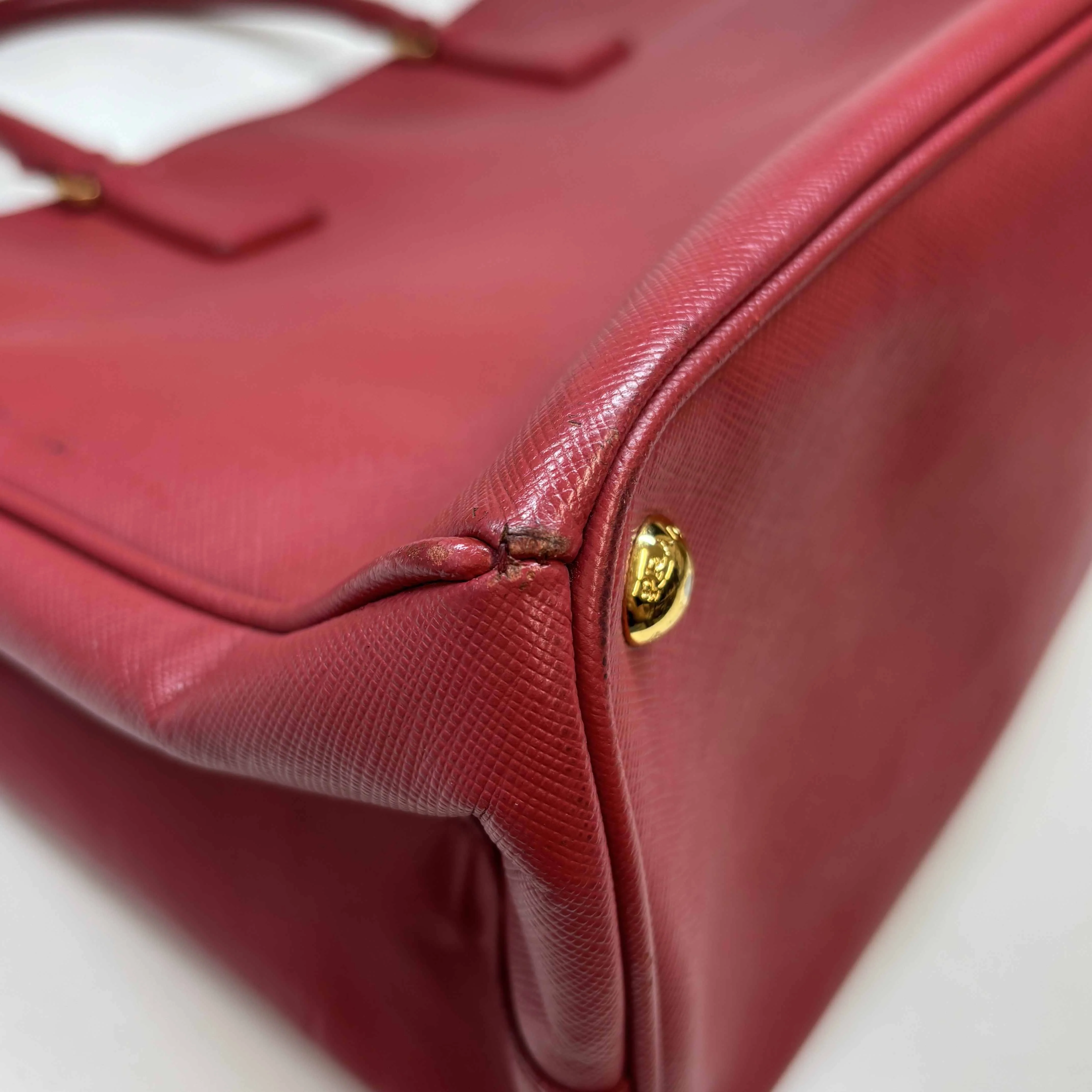 Women's Large Saffiano Lux Handbag Red - Image 12
