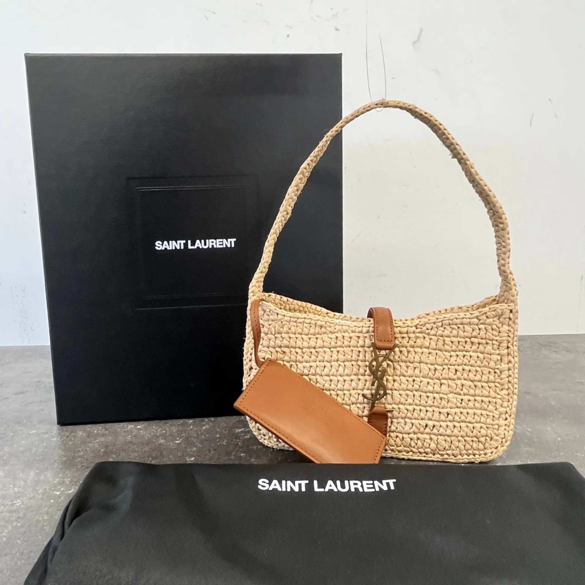 Women's Le 5 À 7 Raffia Shoulder Bag Beige - Image 13