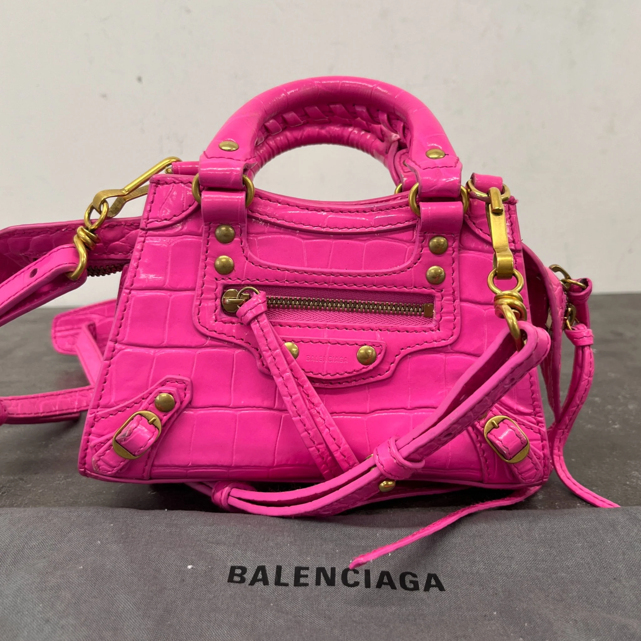 Women's Le City Nano Croc-Embossed Bag Pink - Image 11