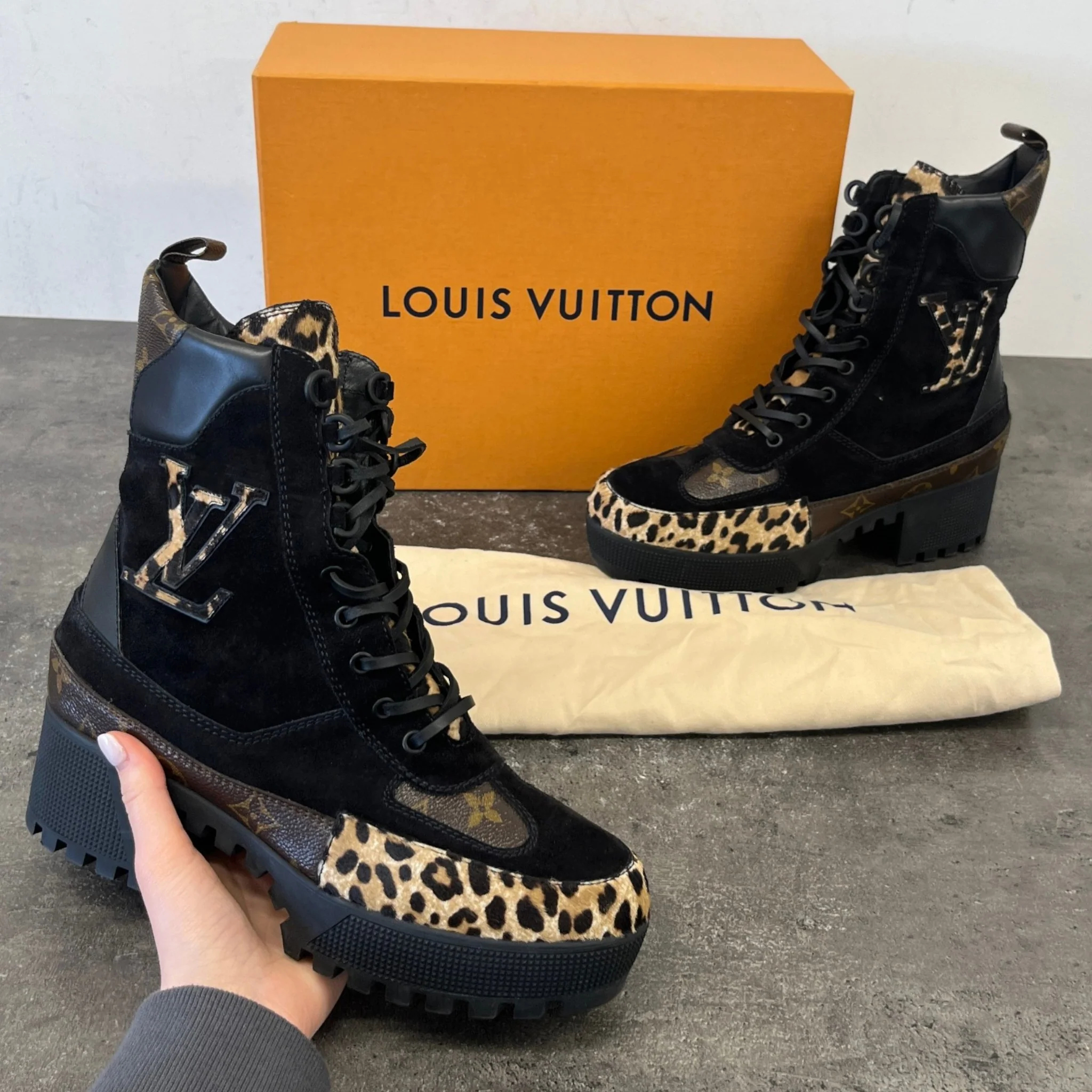 Women's Leopard Print Platform Desert Boots Black Size EU 40 / UK 7 - Image 12