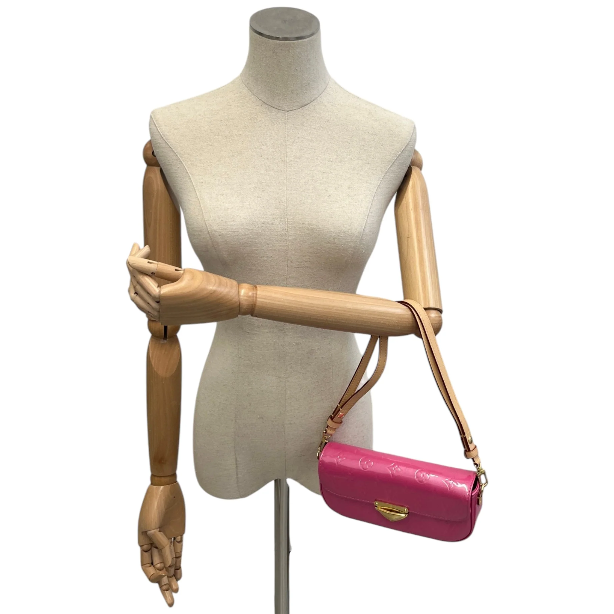 Women's Malibu Pochette Handbag Pink - Image 2